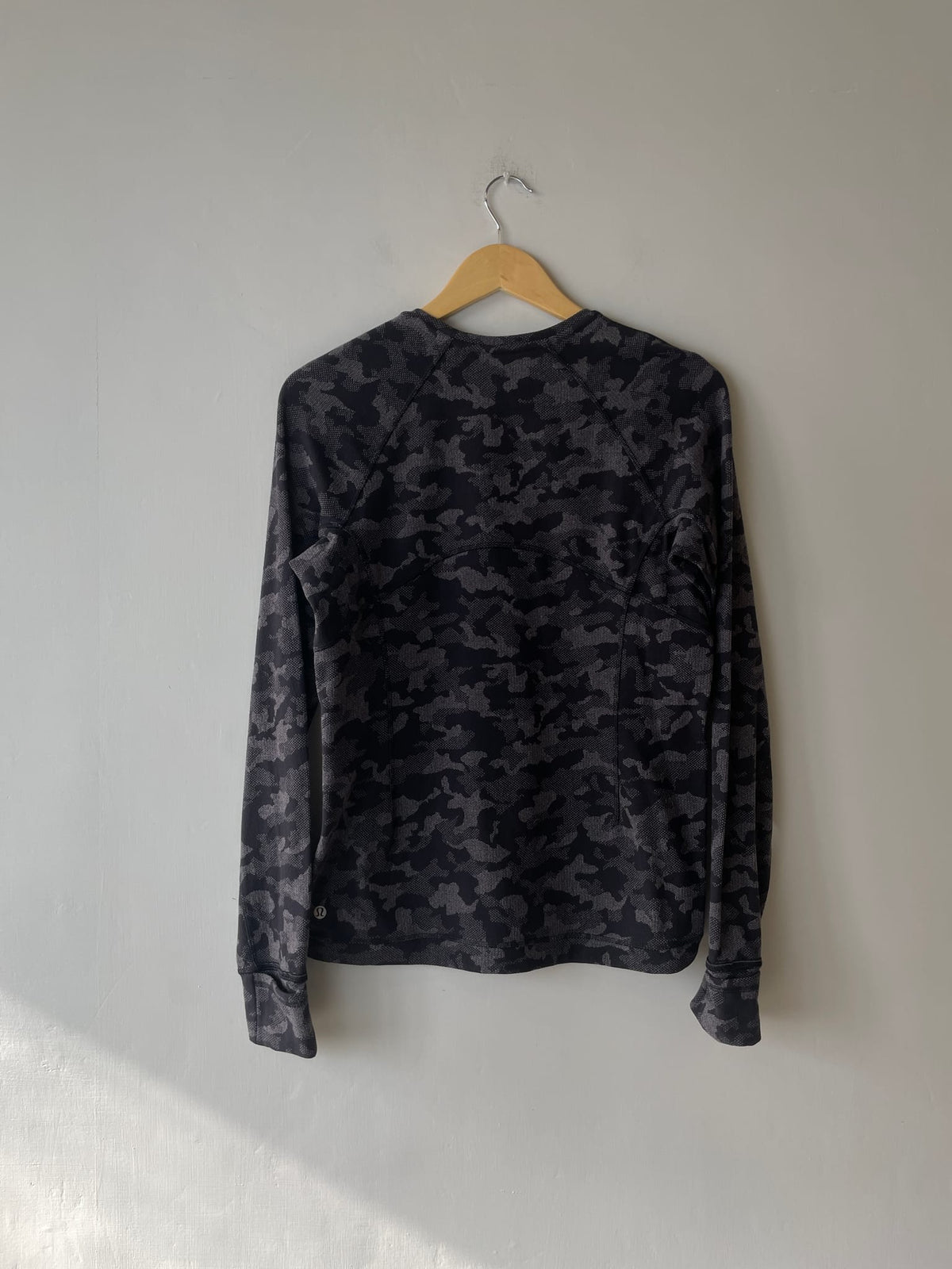 Lululemon Metal Vent Tech Long Sleeve 2.0 Top