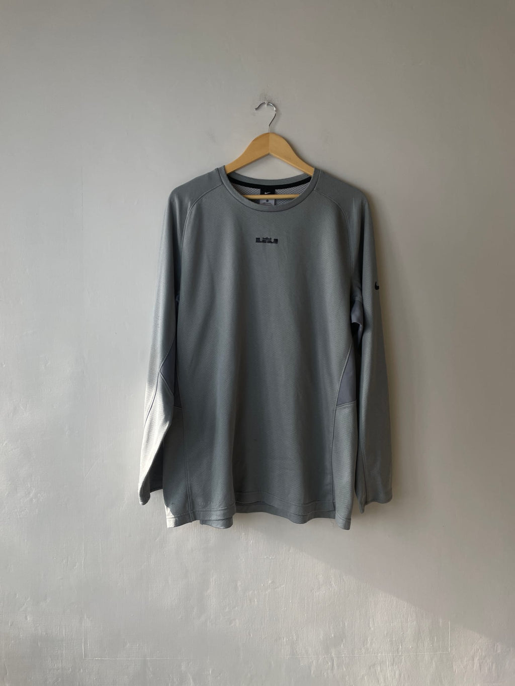 Nike Dry LeBron James Crown Logo Shirt