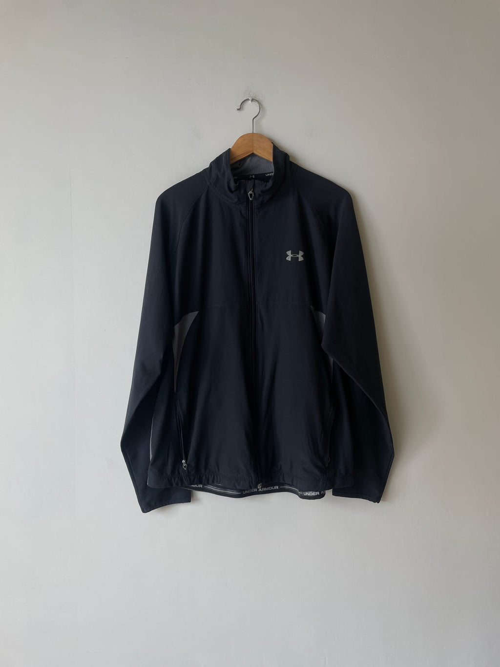 Under Armour Vital Woven Windbreaker Jacket
