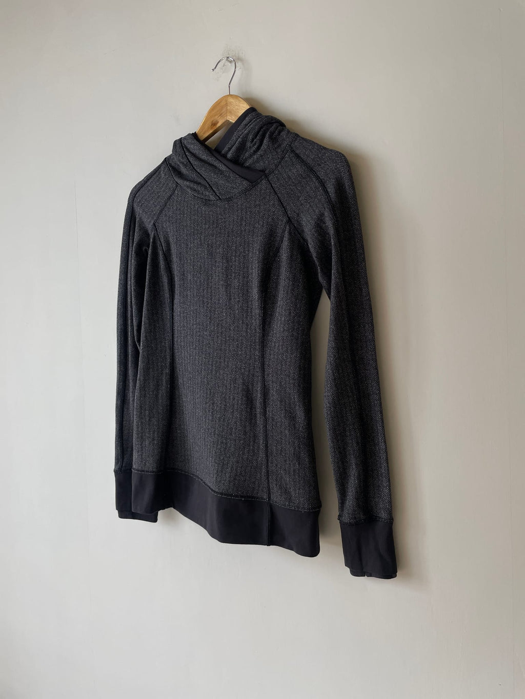Lululemon Think Fast Hoodie