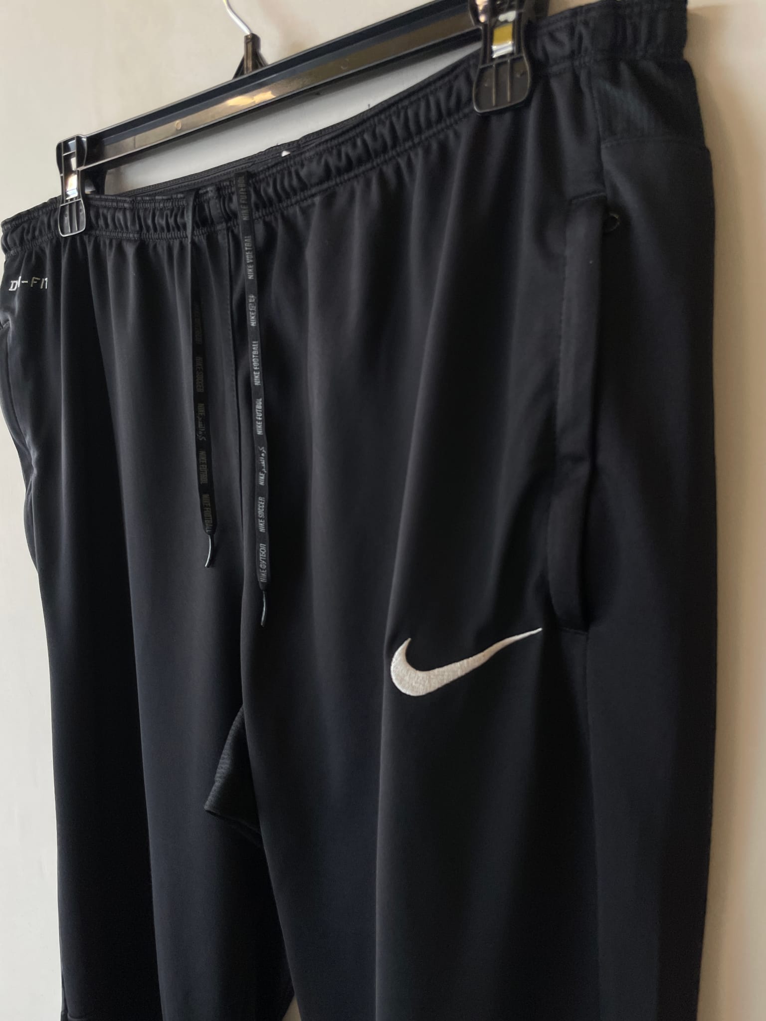 Nike Dri-FIT Tapered Track Pants