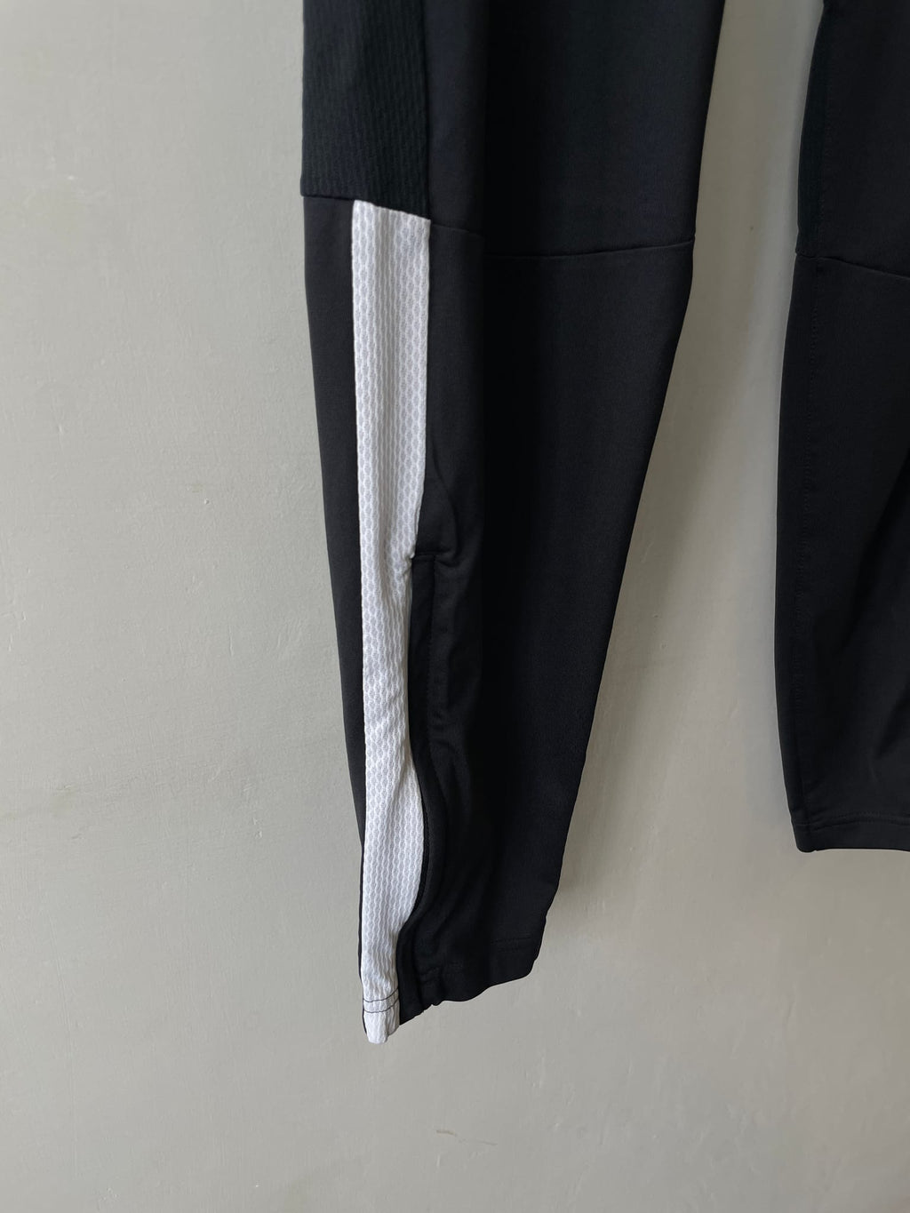 Nike Dri-FIT Tapered Track Pants