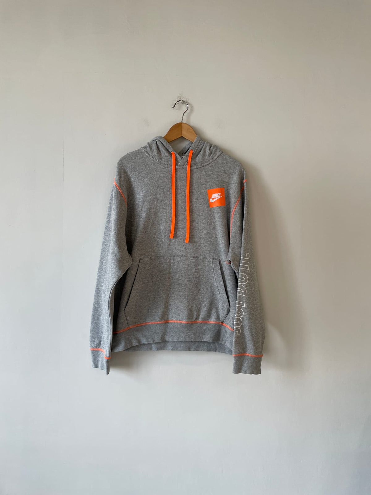 Nike Just Do It Brushed-Back Fleece Hoodie