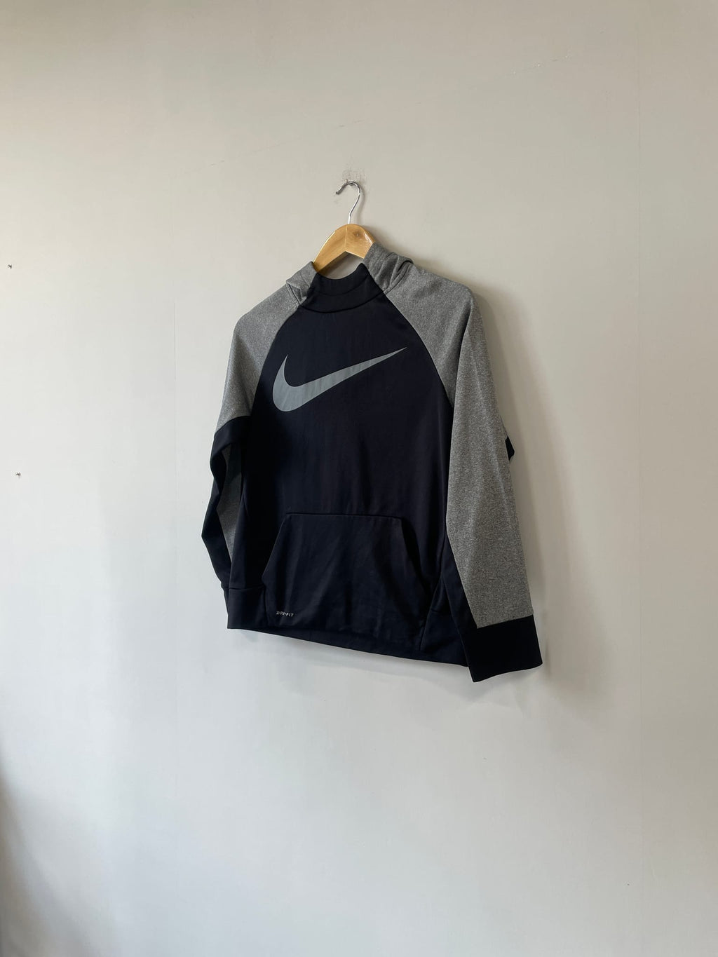 Nike Big Swoosh Raglan Training Hoodie