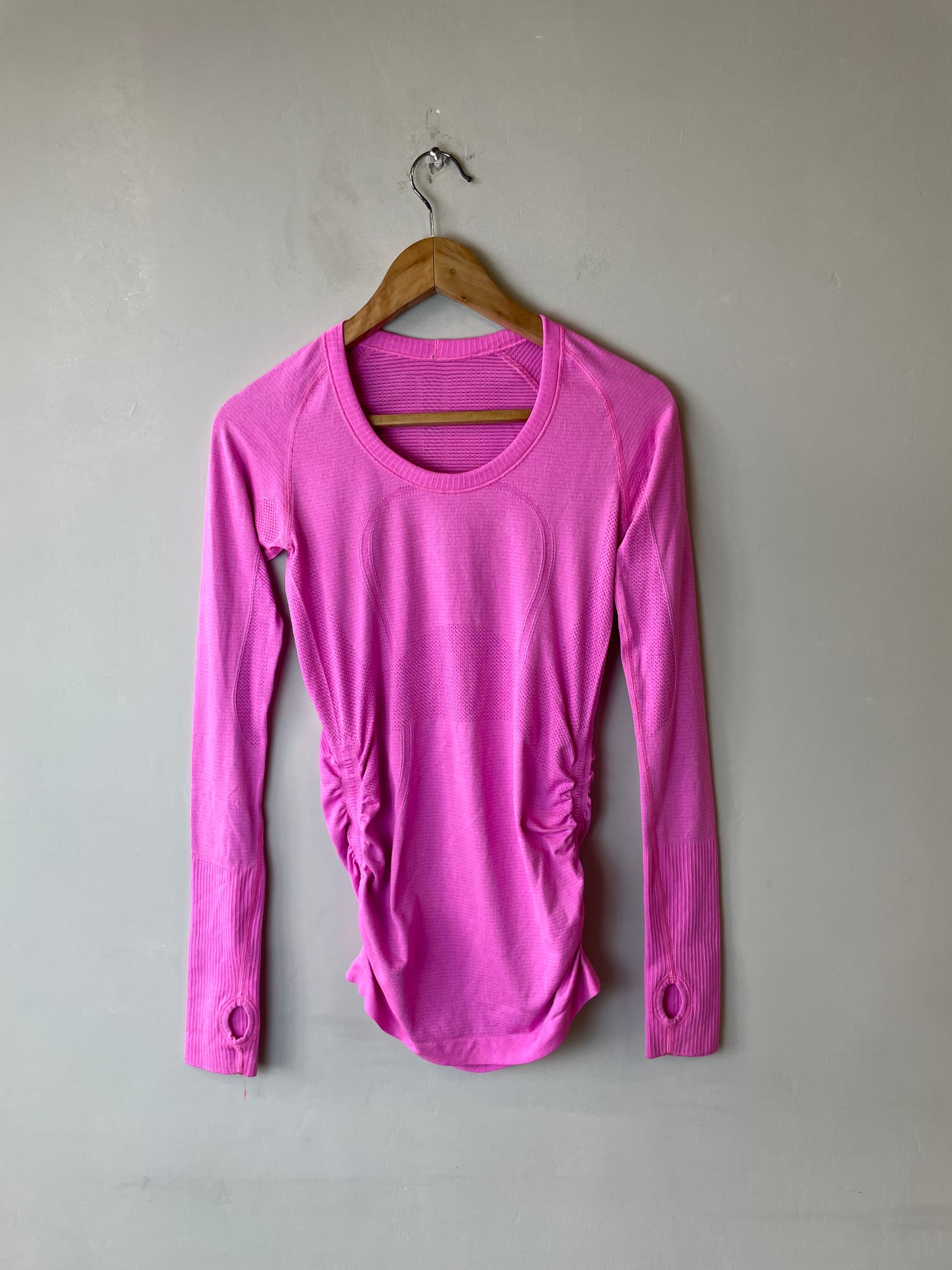Lululemon Swiftly Tech Long Sleeve