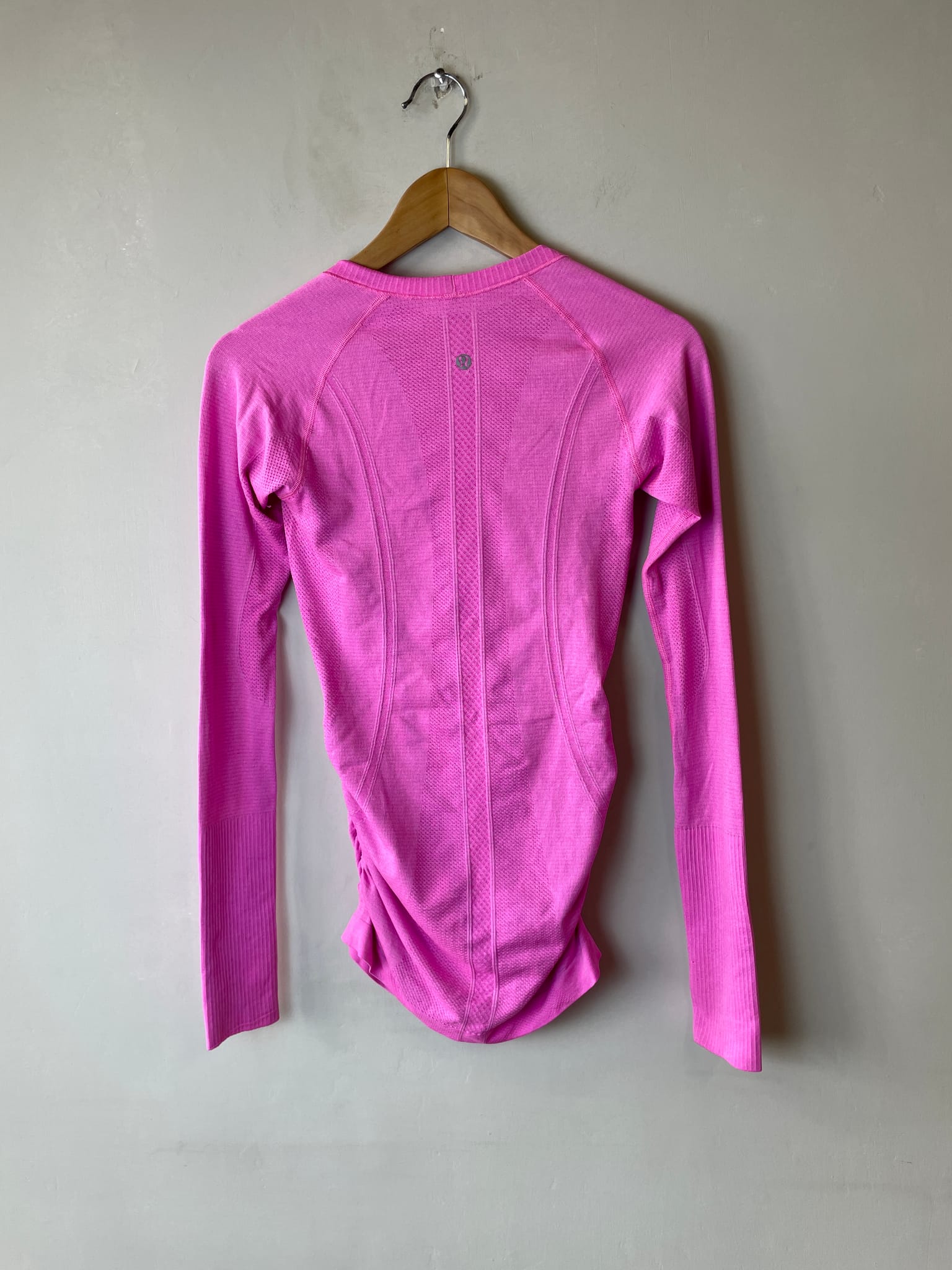 Lululemon Swiftly Tech Long Sleeve