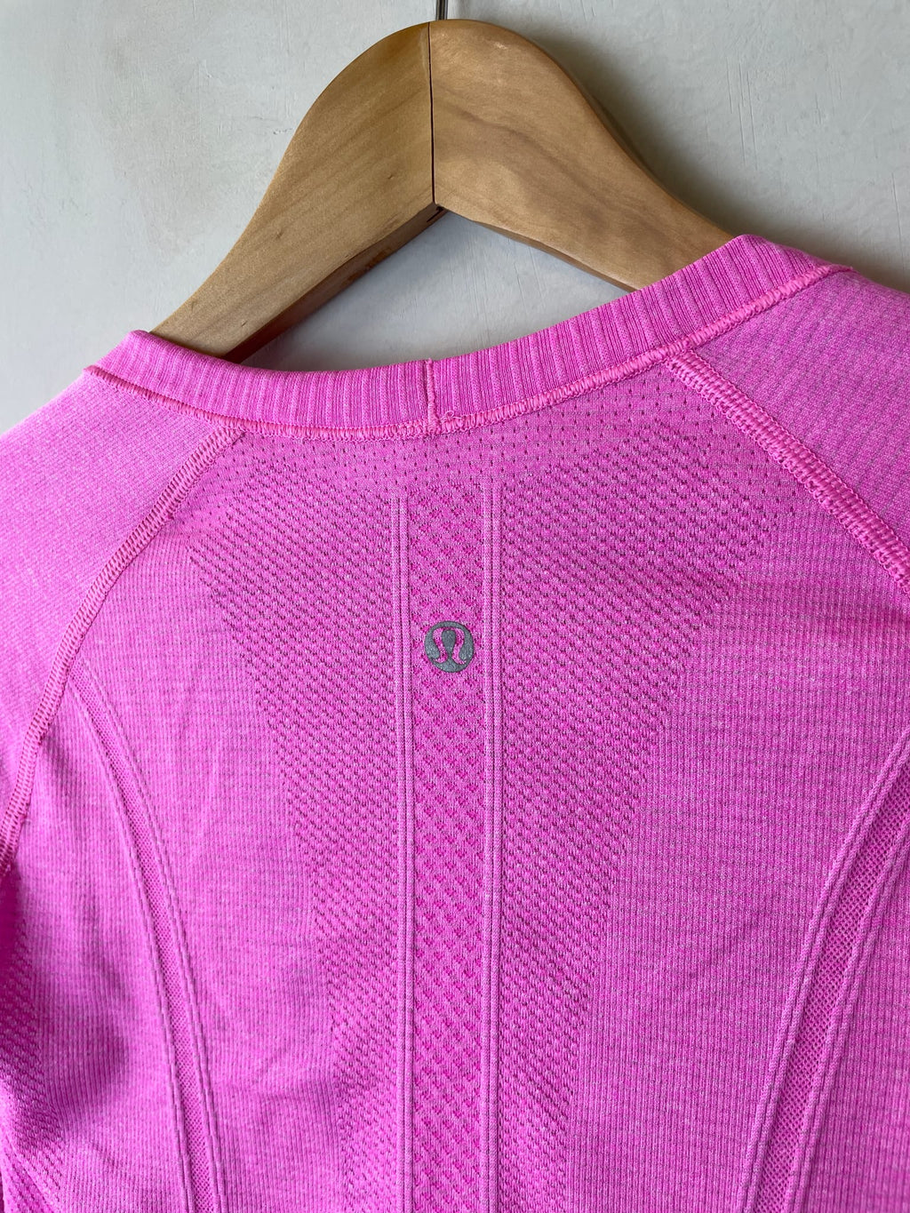 Lululemon Swiftly Tech Long Sleeve