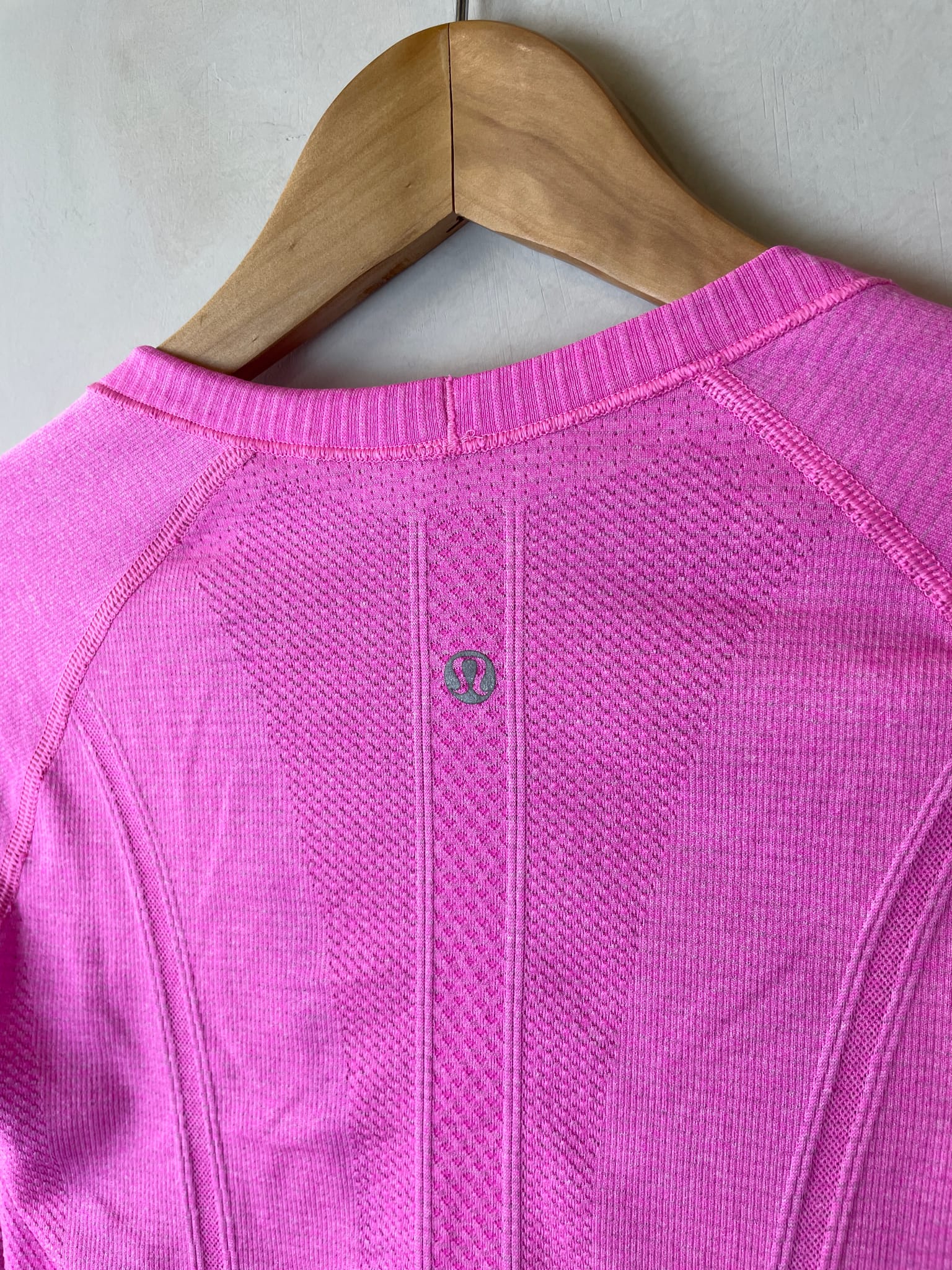 Lululemon Swiftly Tech Long Sleeve