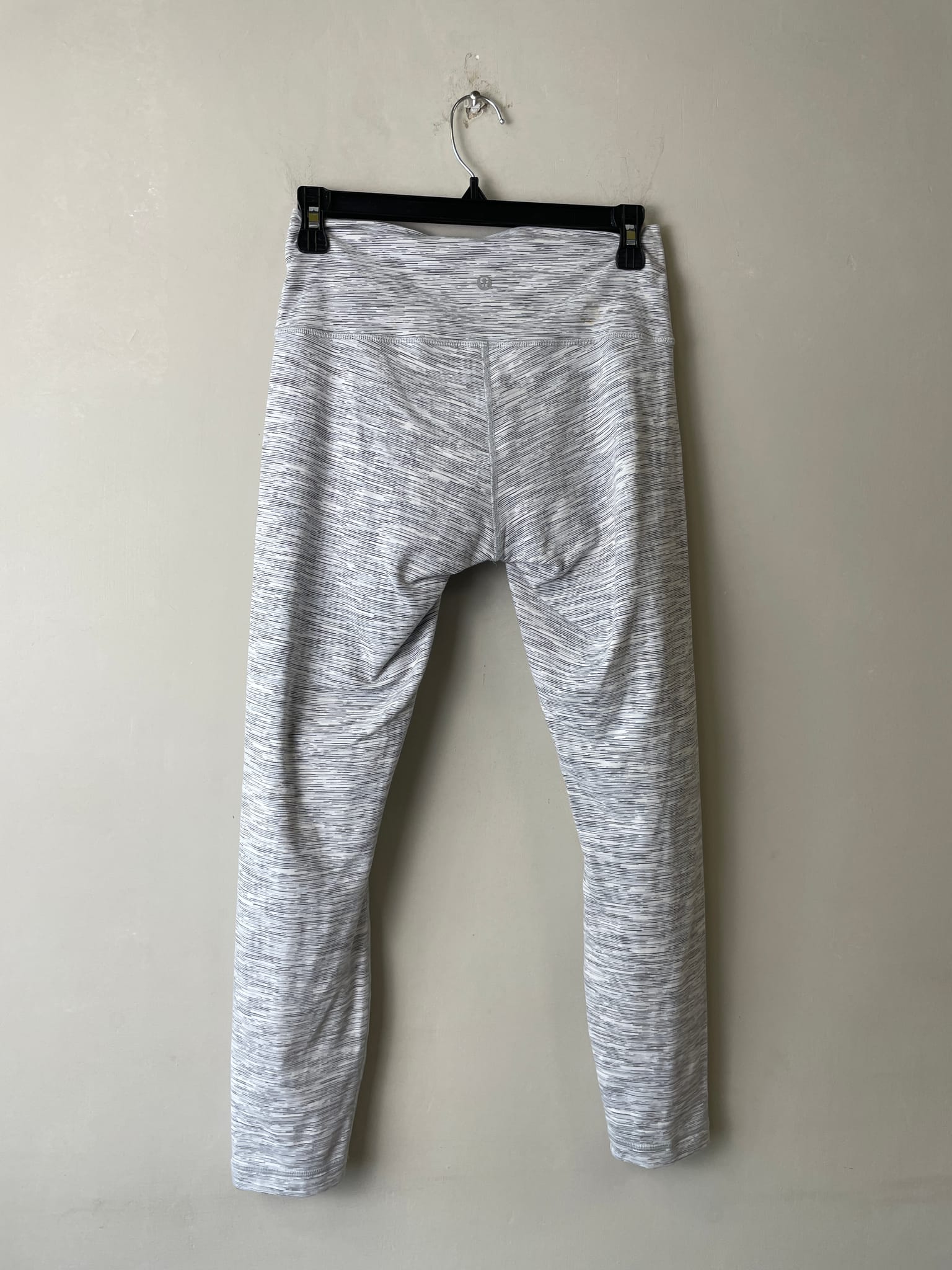 Lululemon Leggings in White — preloved, curated by Chapter II