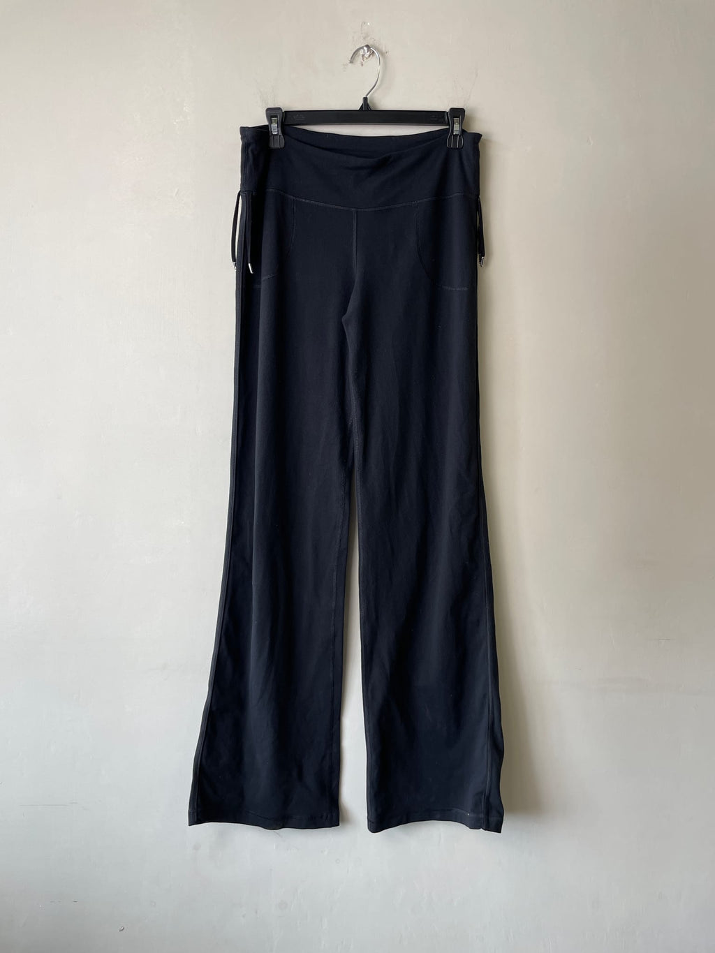 Lululemon Leggings in Black — preloved, curated by Chapter II