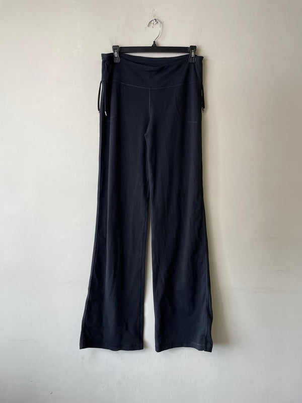 Lululemon Leggings in Black — preloved, curated by Chapter II