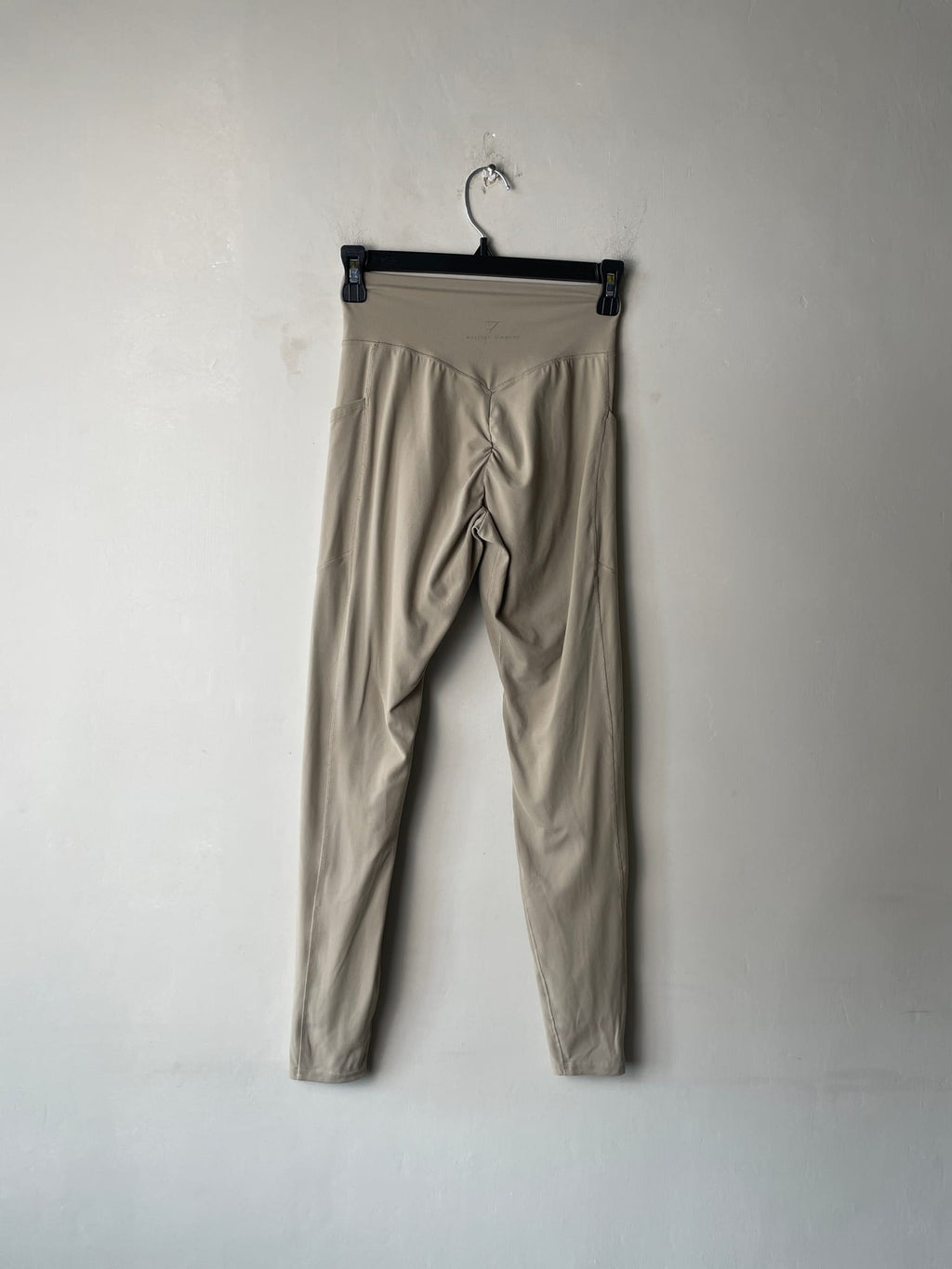 Gymshark Leggings in Beige — preloved, curated by Chapter II