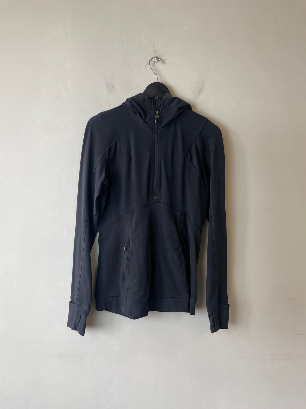 Lululemon Jacket in Black — preloved, curated by Chapter II