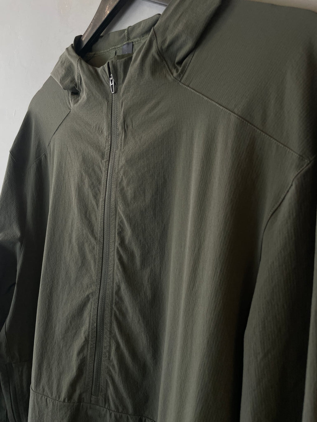 Lululemon Men's Expeditionist Anorak Jacket