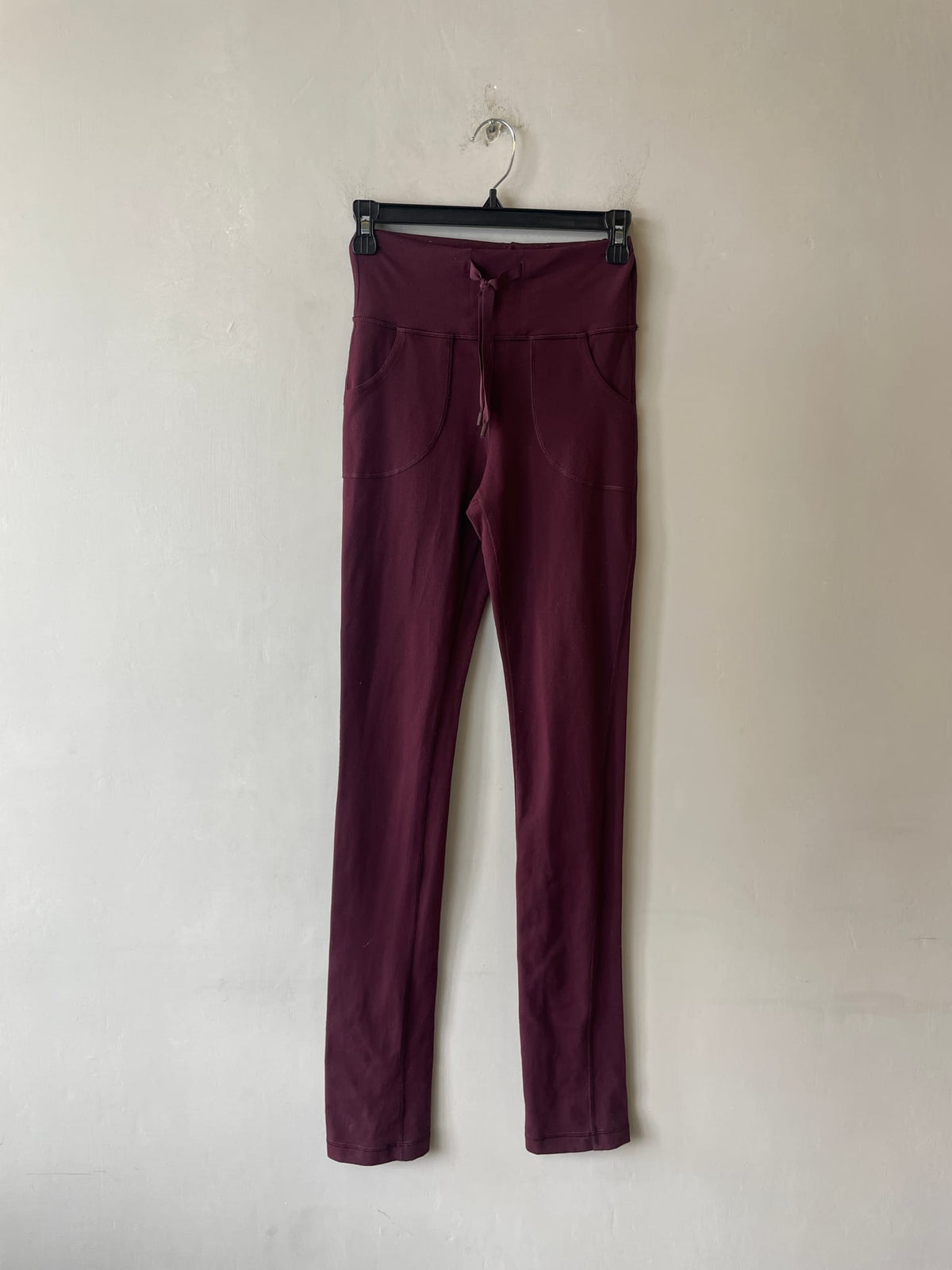 Lululemon Leggings in Maroon — preloved, curated by Chapter II