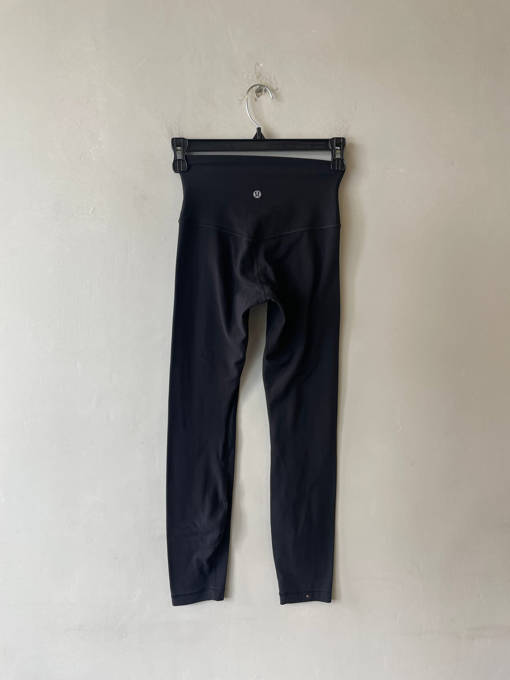 Lululemon Leggings in Black — preloved, curated by Chapter II