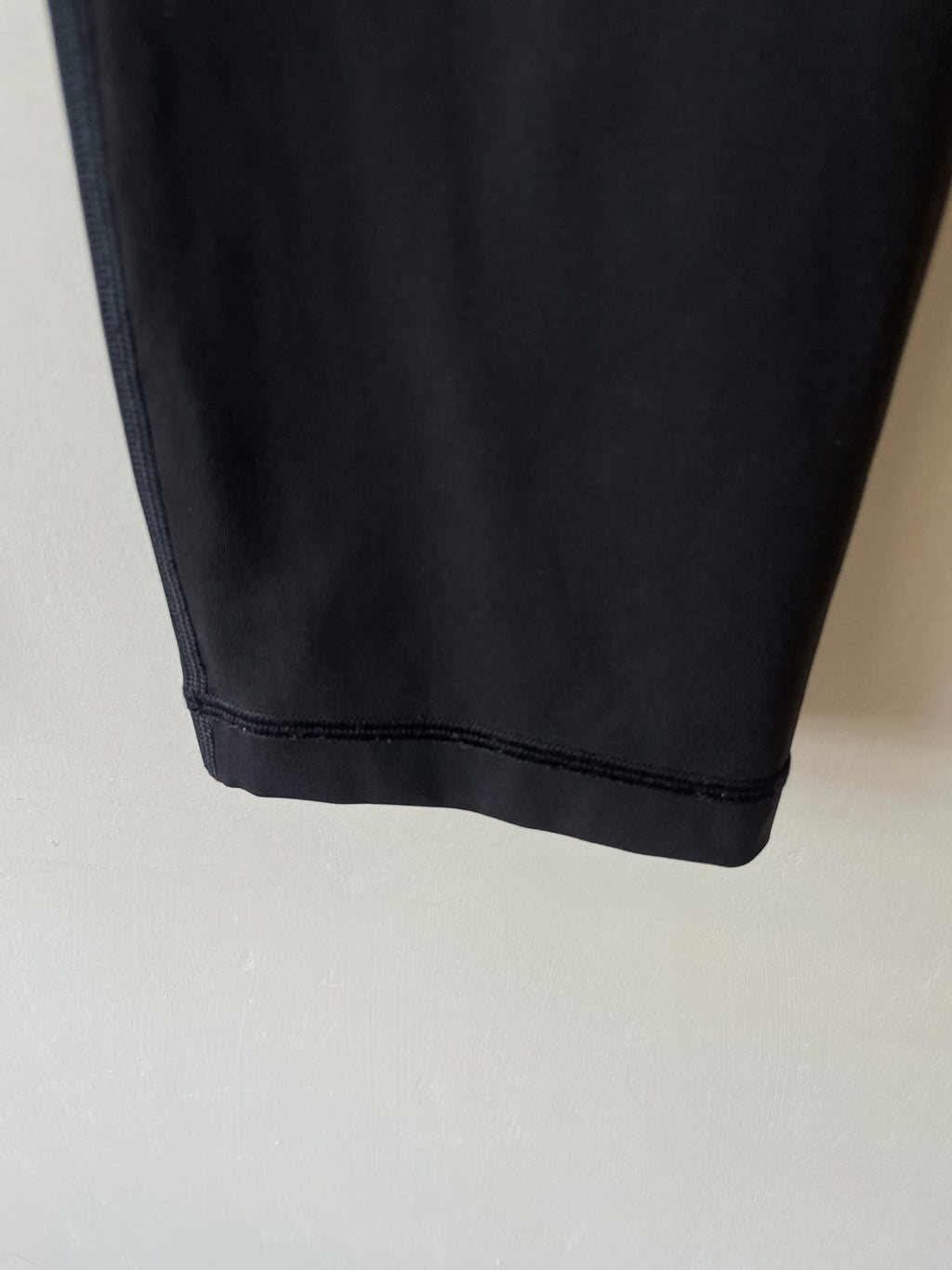Lululemon Speed Up Crop 21"