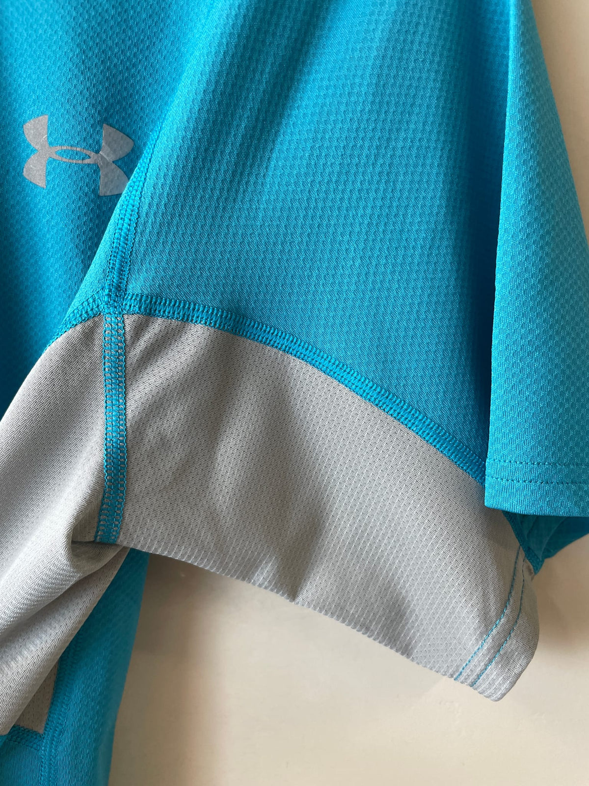 Under Armour HeatGear Fitted Top