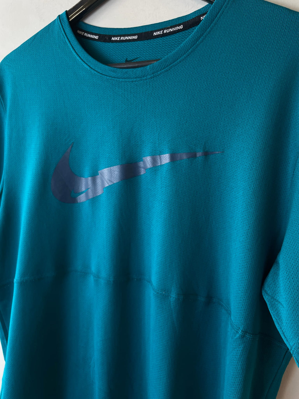 Nike Breathe Rise 365 Wild Run Graphic Top