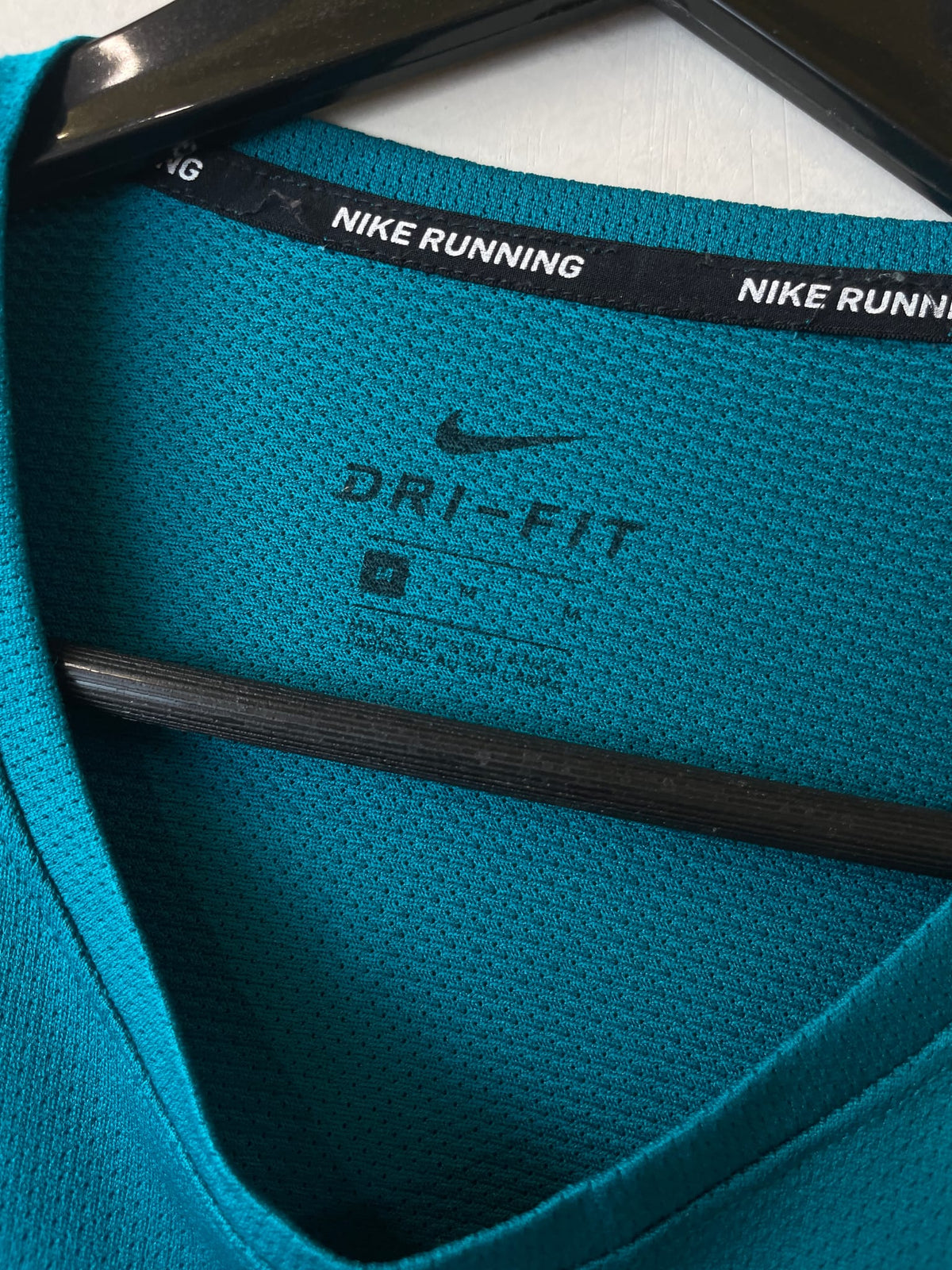Nike Breathe Rise 365 Wild Run Graphic Top