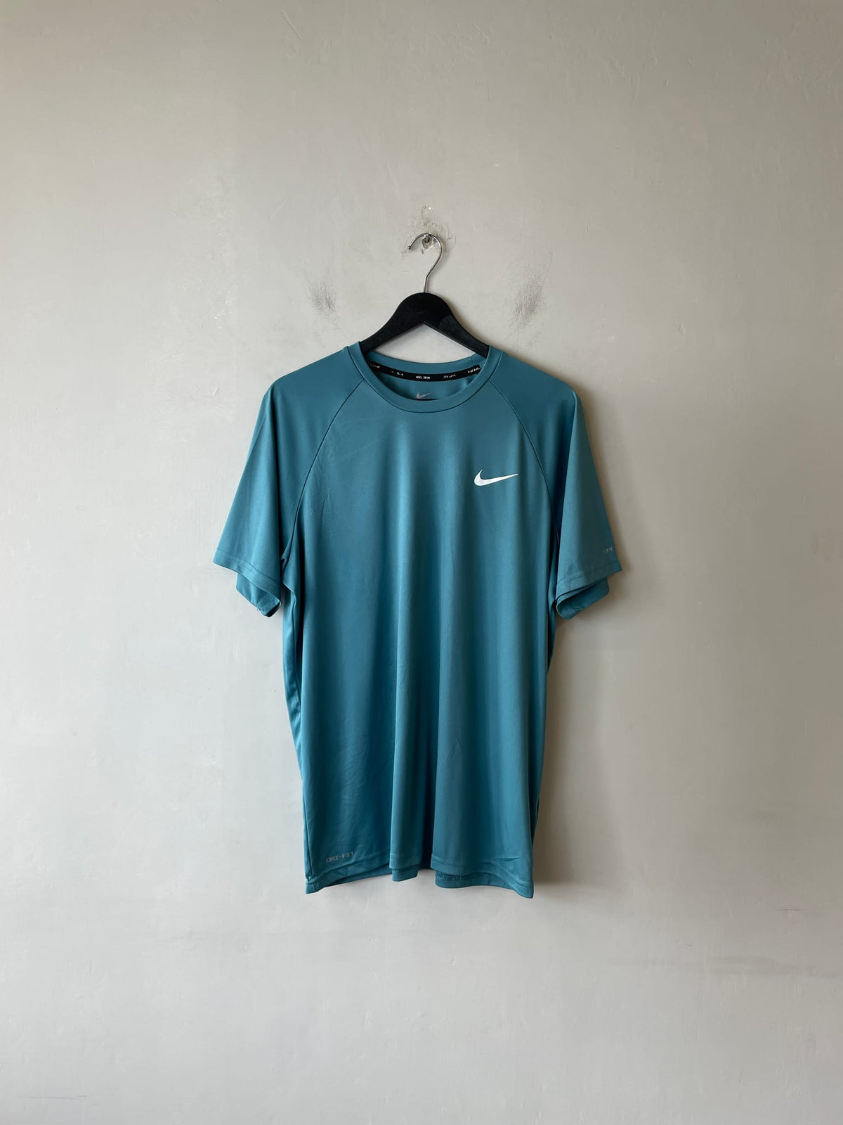 Nike Swim Hydroguard Essential Dri-FIT UV Short-Sleeve Top