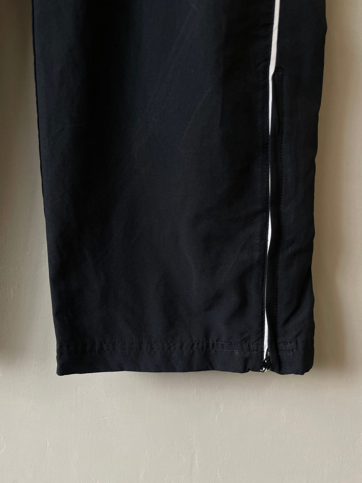 Nike Mesh-Lined Windbreaker Track Pants