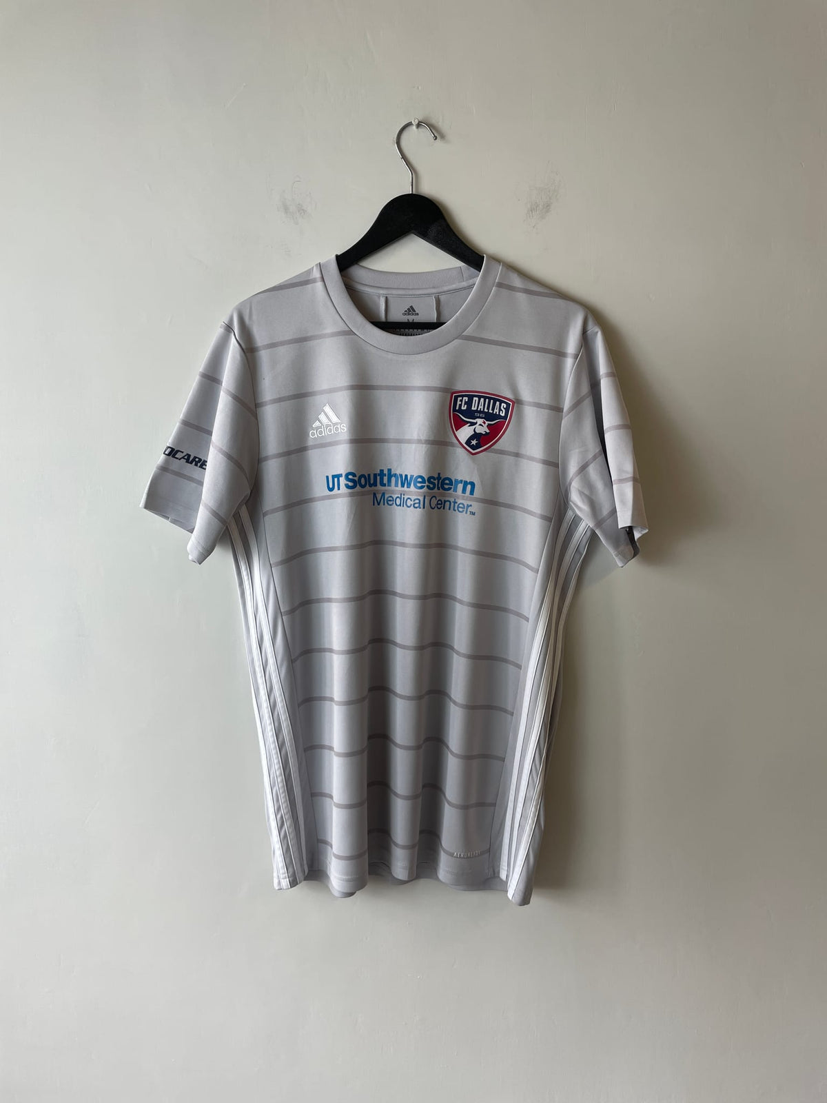 Adidas FC Dallas 2021/2022 Community Kit Secondary Jersey