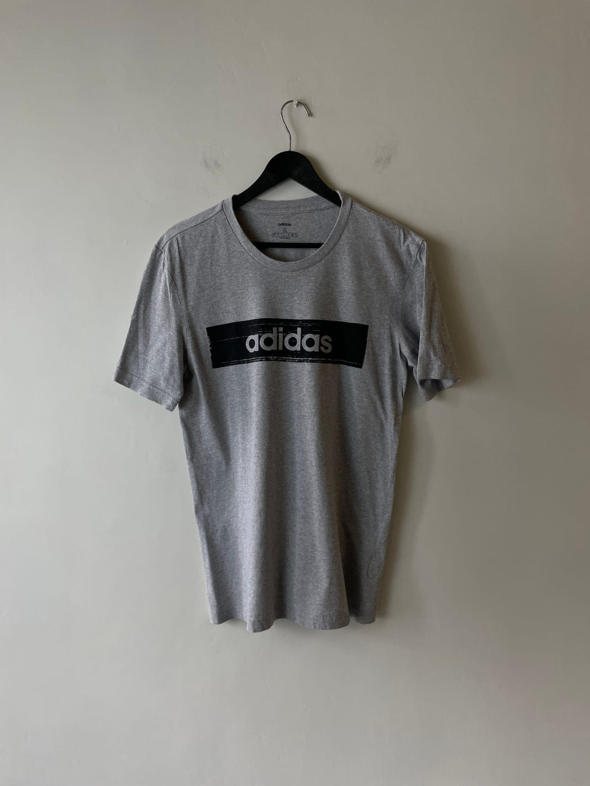 Adidas Essentials Box Graphic Linear Tee