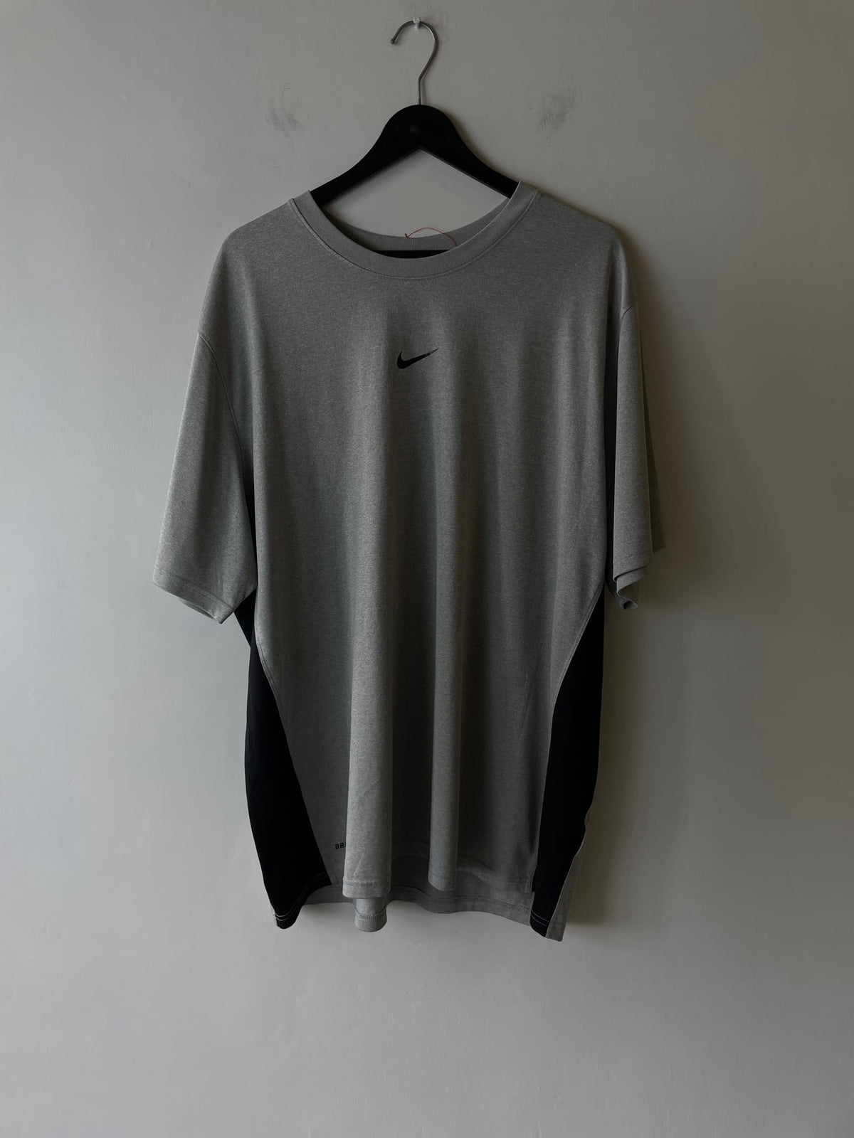 Nike Dri-FIT Center Swoosh Training Tee