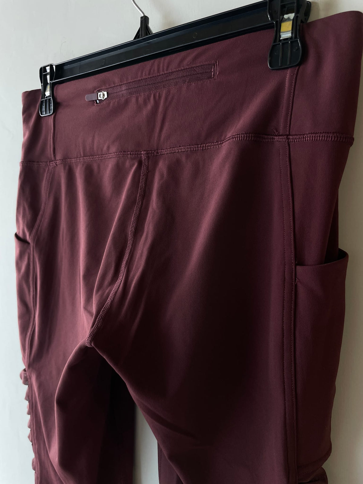Lululemon Tight Stuff Crop *21"