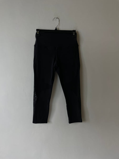 alo High-Waist Mesh Panel Crop Leggings