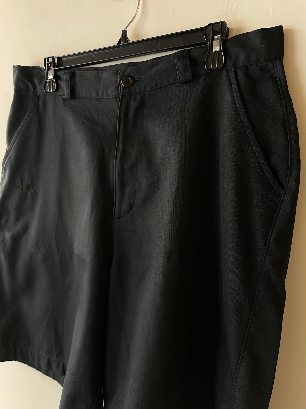 Under Armour Iso-Chill Tapered Golf Shorts