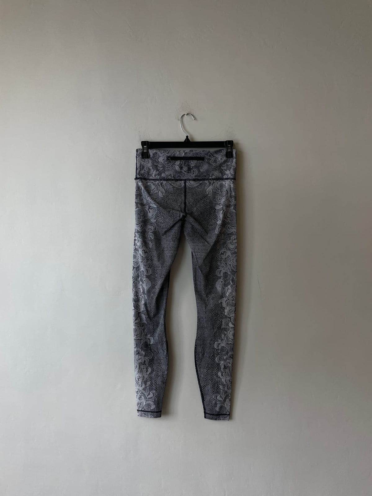 Lululemon Speed Wunder Tight 28"