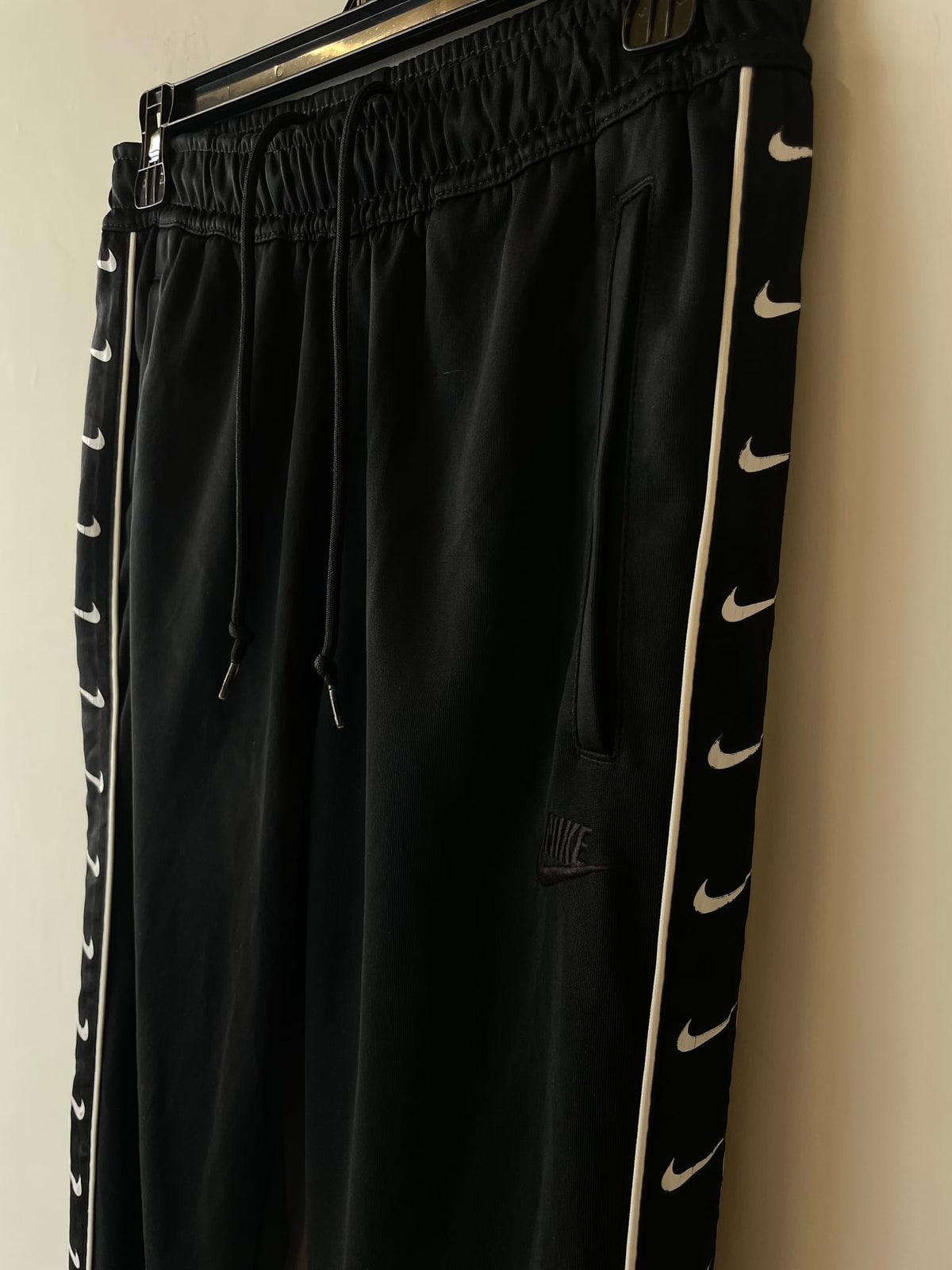 Nike Sportswear (NSW) HBR Repeat Swoosh Tape Track Pants
