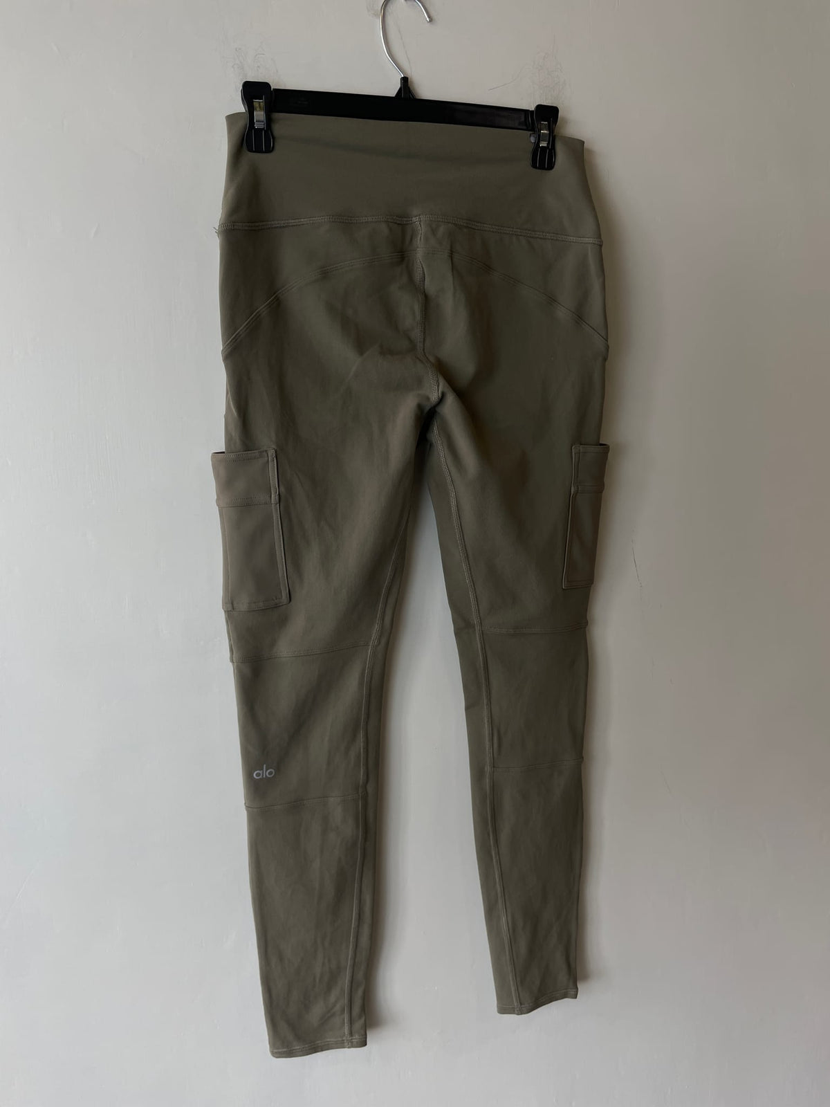 alo High-Waist Cargo Legging