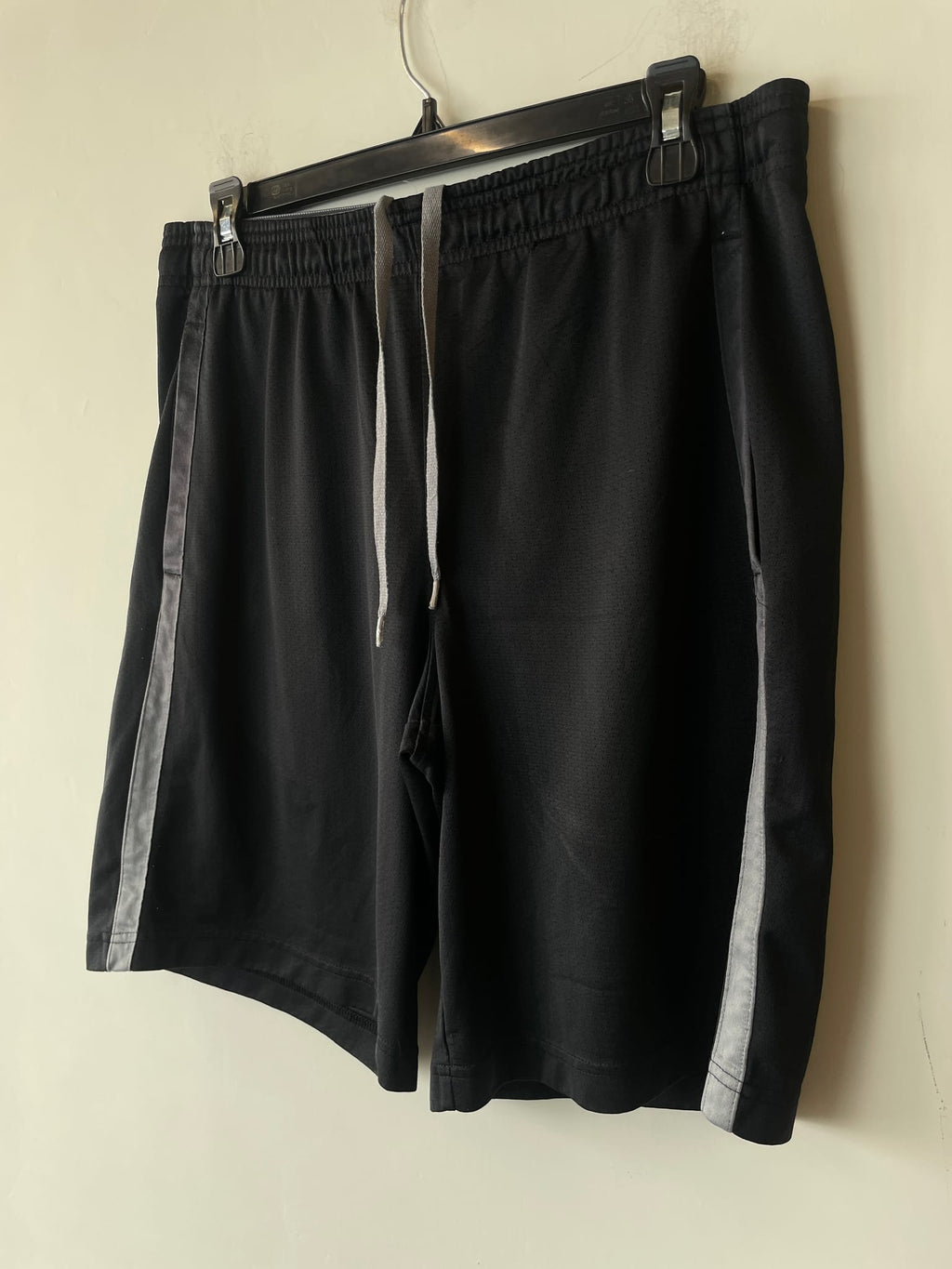 Under Armour UA Tech Mesh HeatGear Shorts