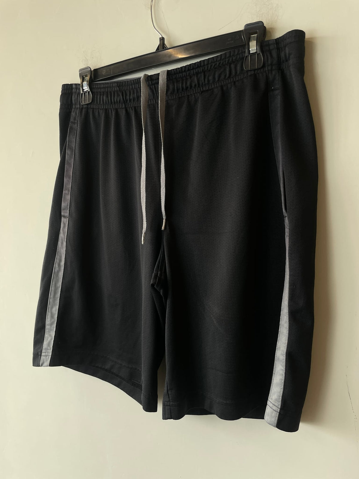 Under Armour UA Tech Mesh HeatGear Shorts