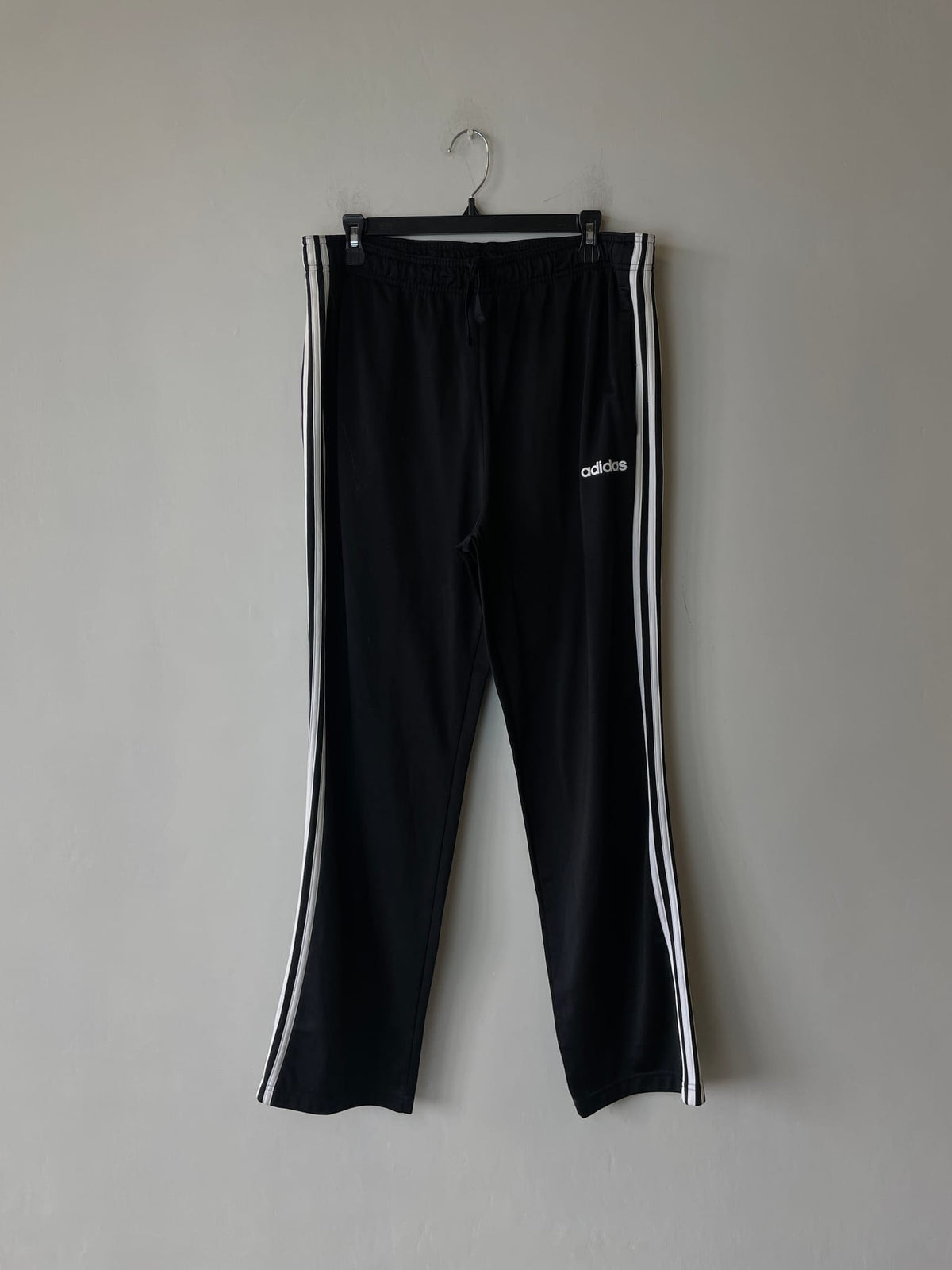 Adidas Essentials 3-Stripes Tricot Pants
