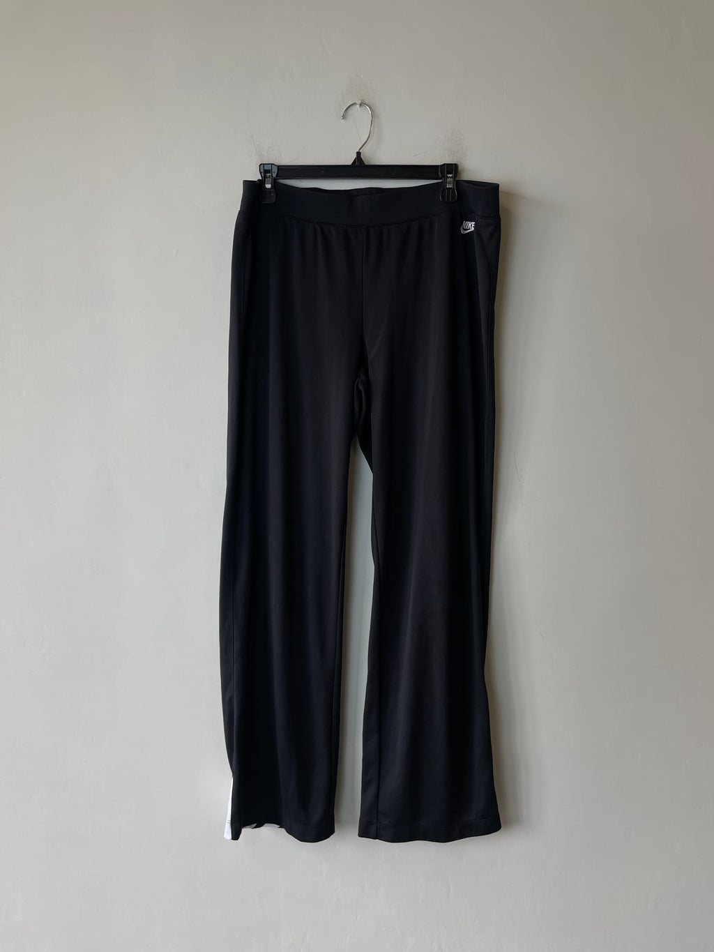 Nike Vintage Flare Wide-Leg Yoga Pants