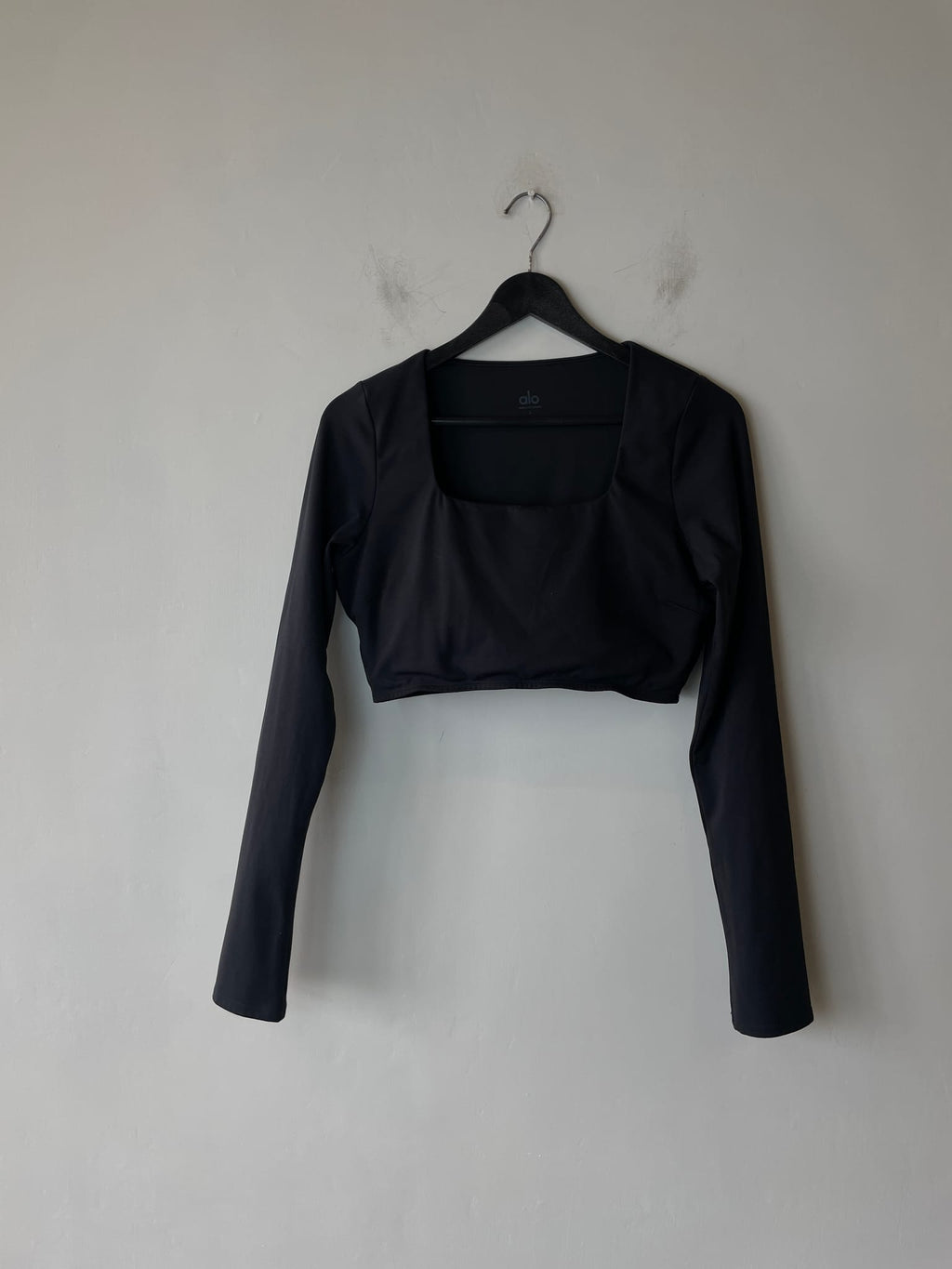 alo Alosoft Square Neck Long Sleeve Crop Top