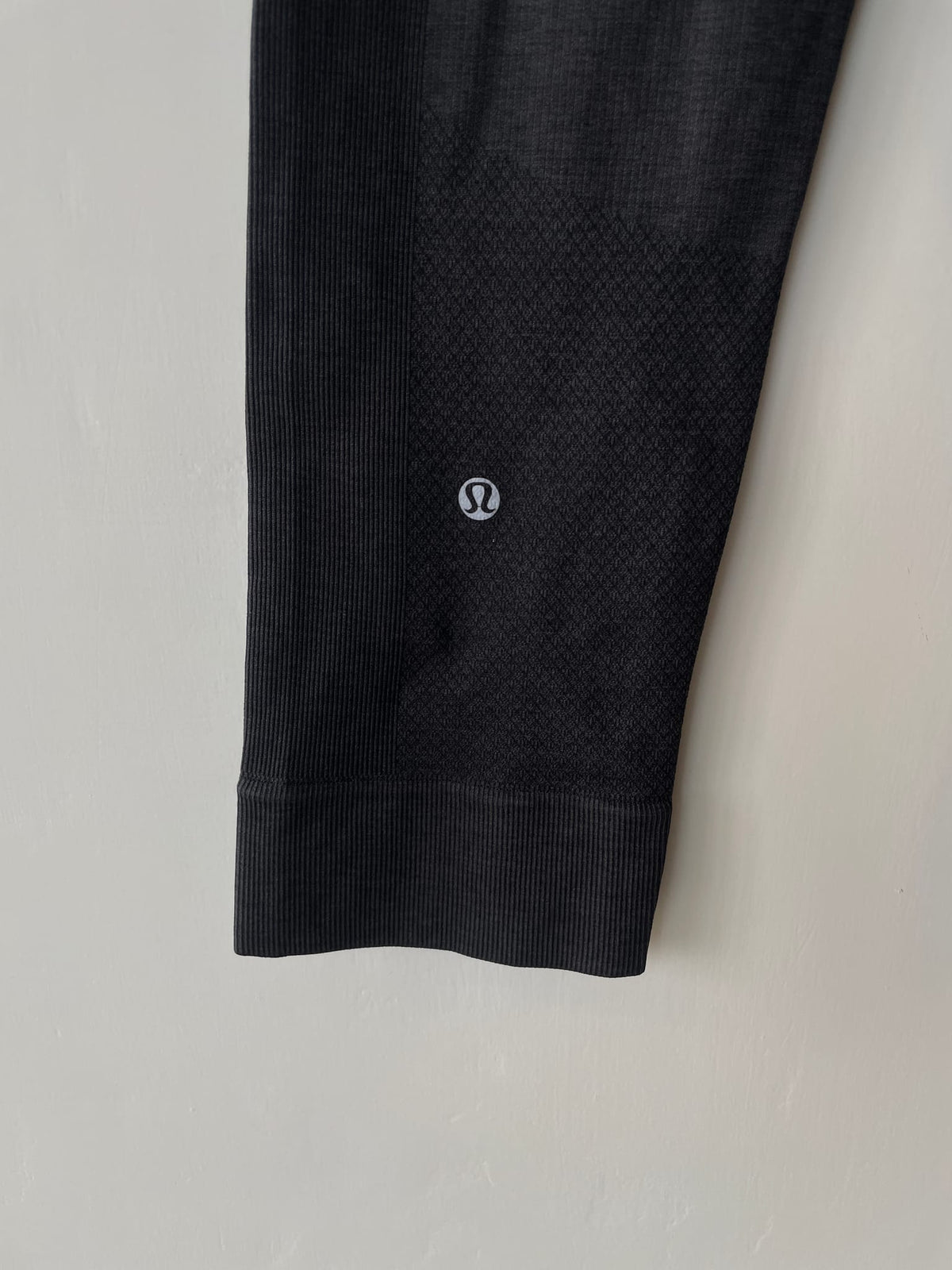 Lululemon In the Flow Crop