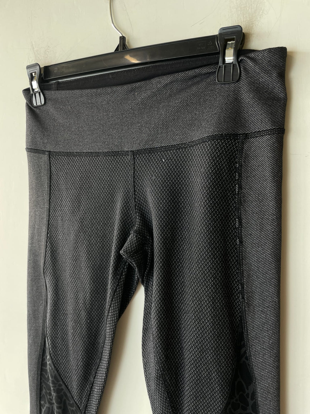 Lululemon Run: Inspire Crop II
