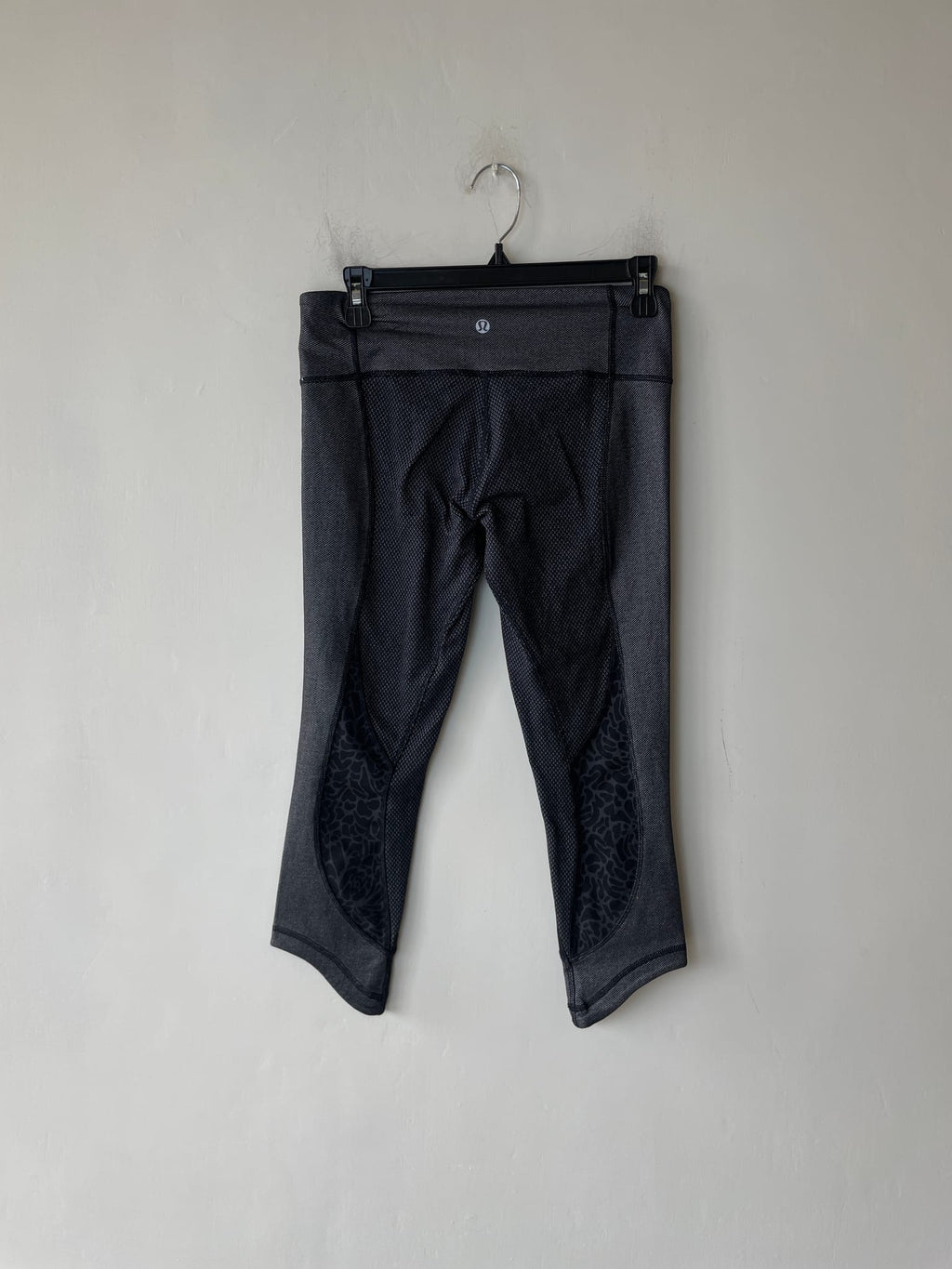 Lululemon Run: Inspire Crop II