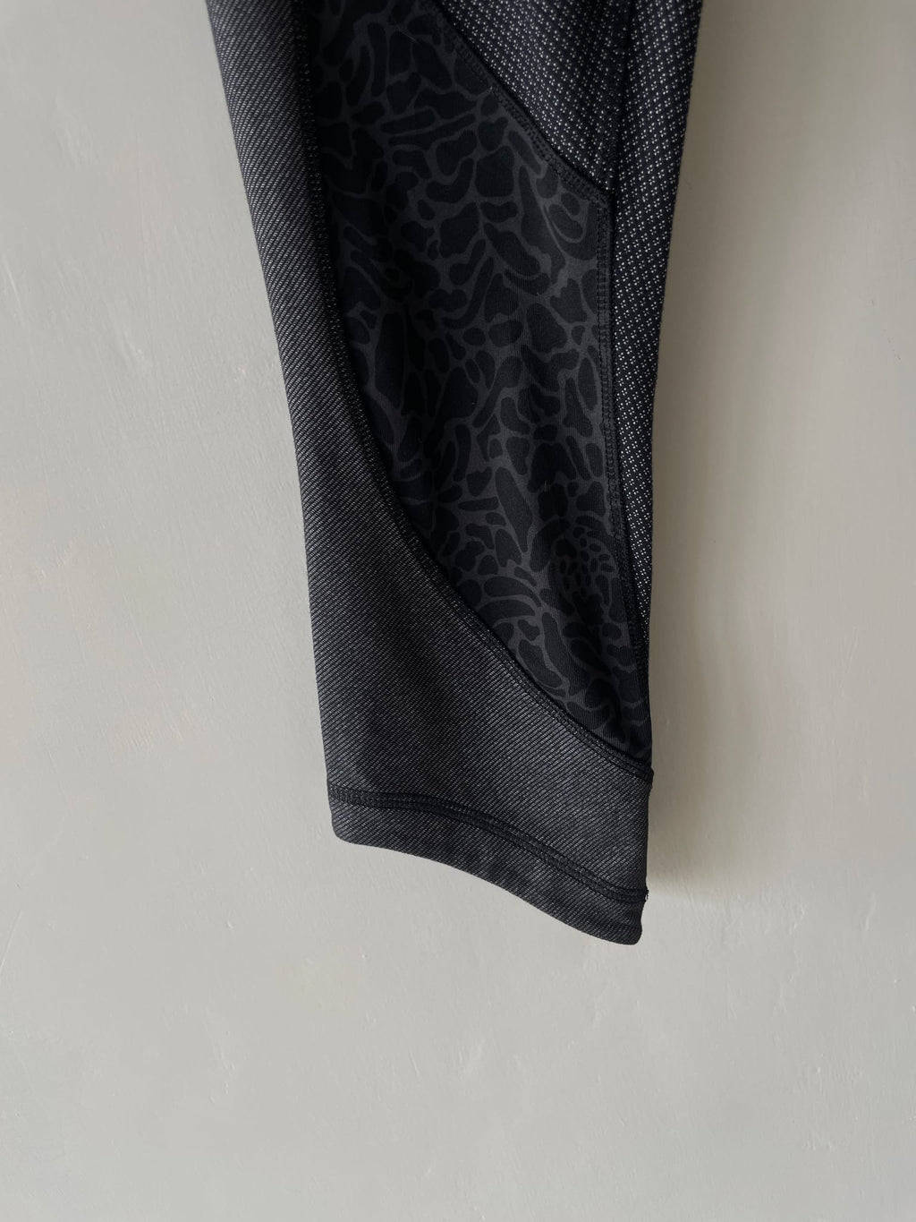 Lululemon Run: Inspire Crop II