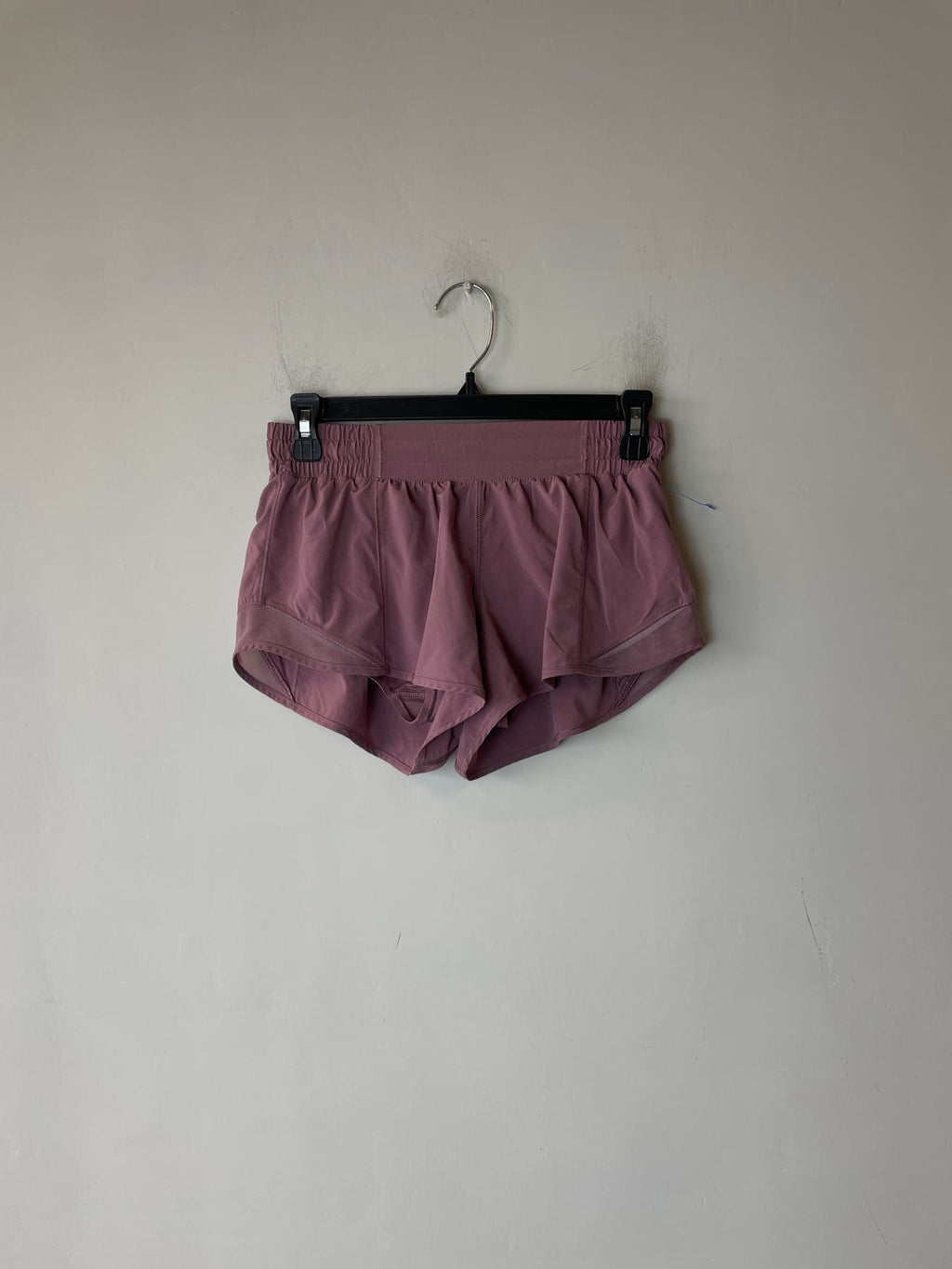 Lululemon Hotty Hot Lined Short 2.5"