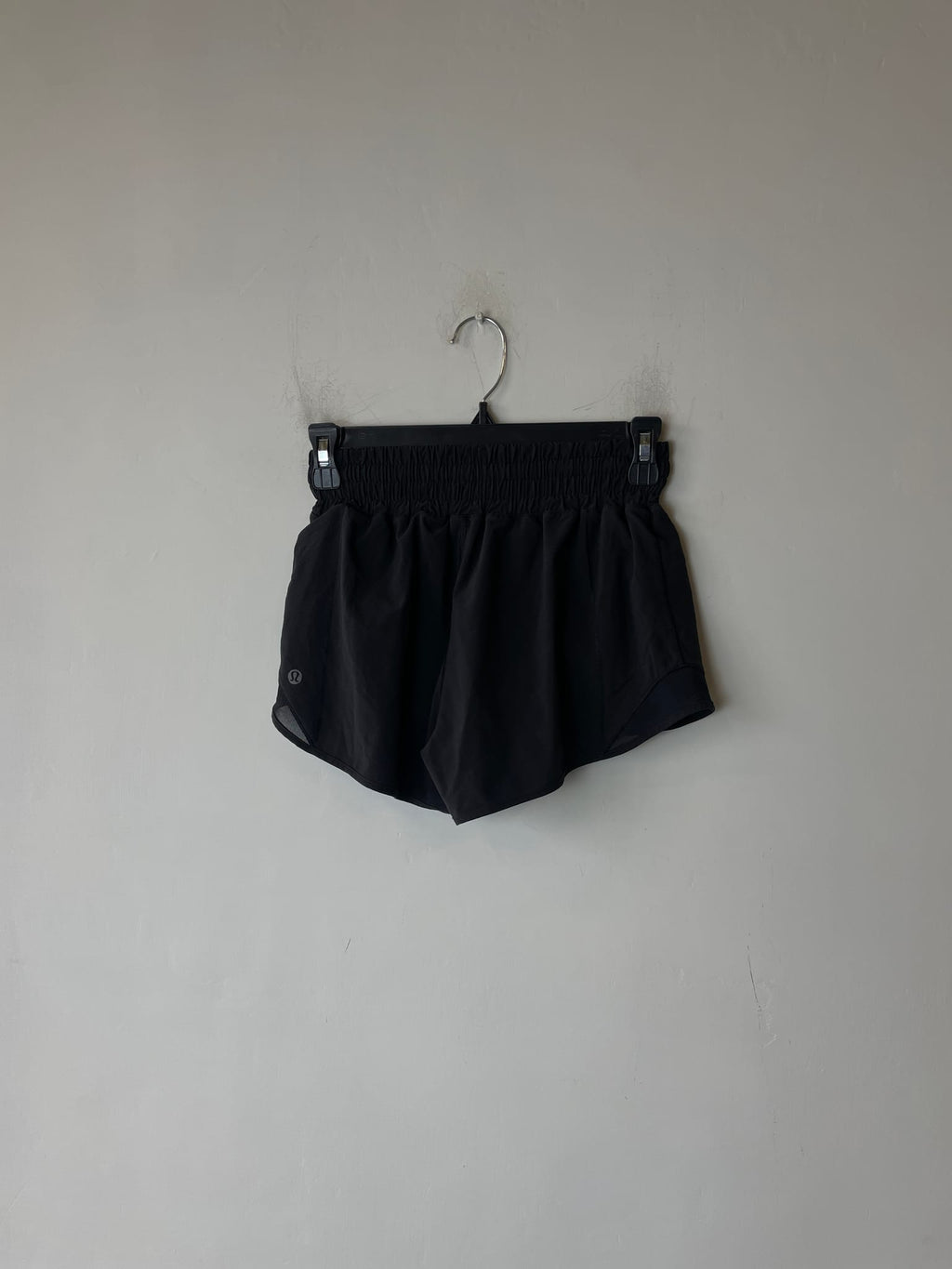 Lululemon Hotty Hot Lined Short 2.5"