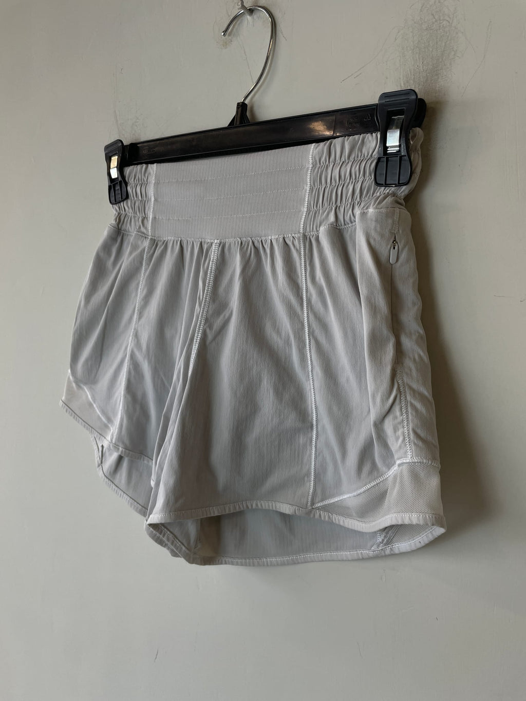 Lululemon Hotty Hot Lined Short 2.5"