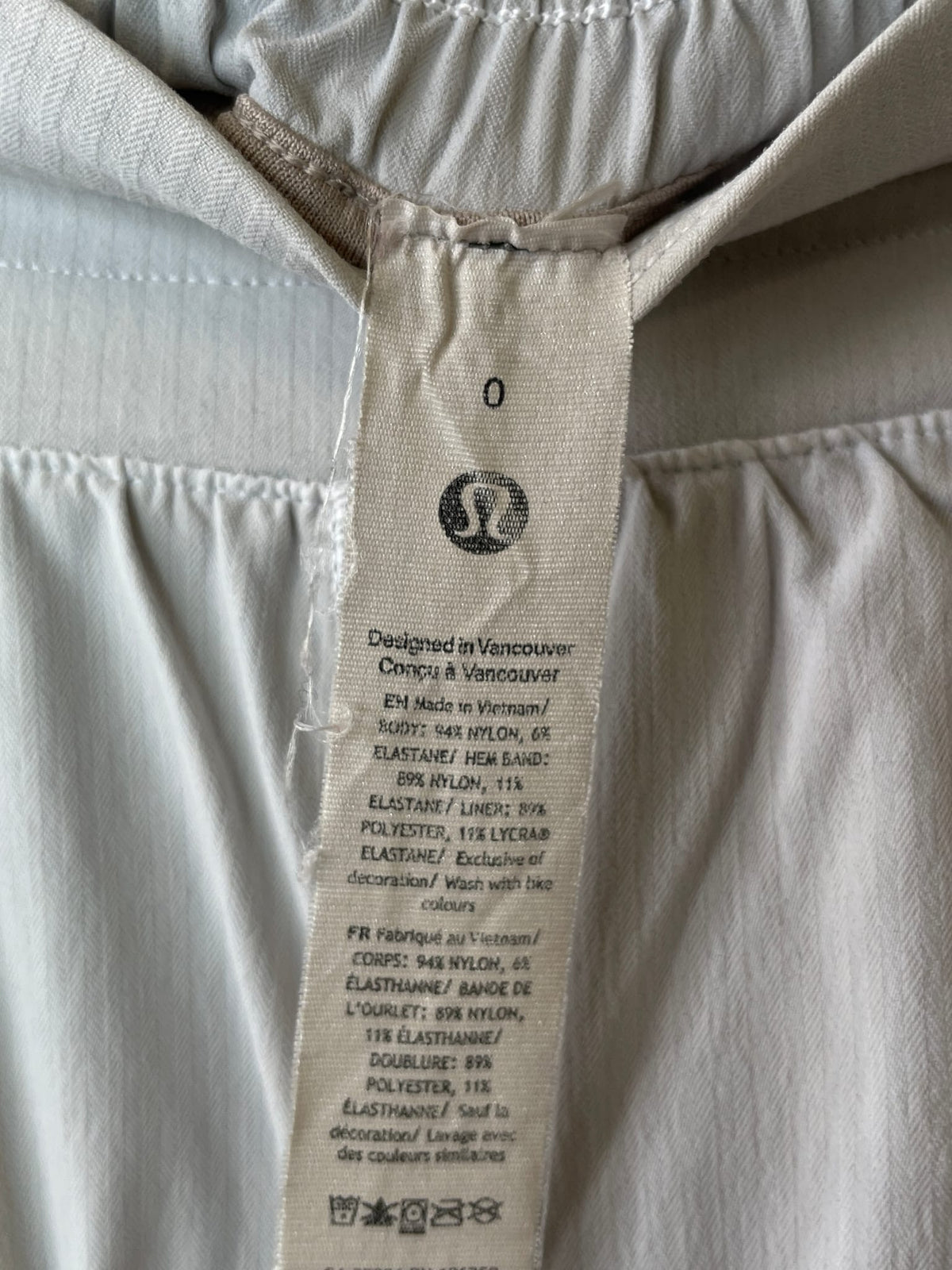Lululemon Hotty Hot Lined Short 2.5"