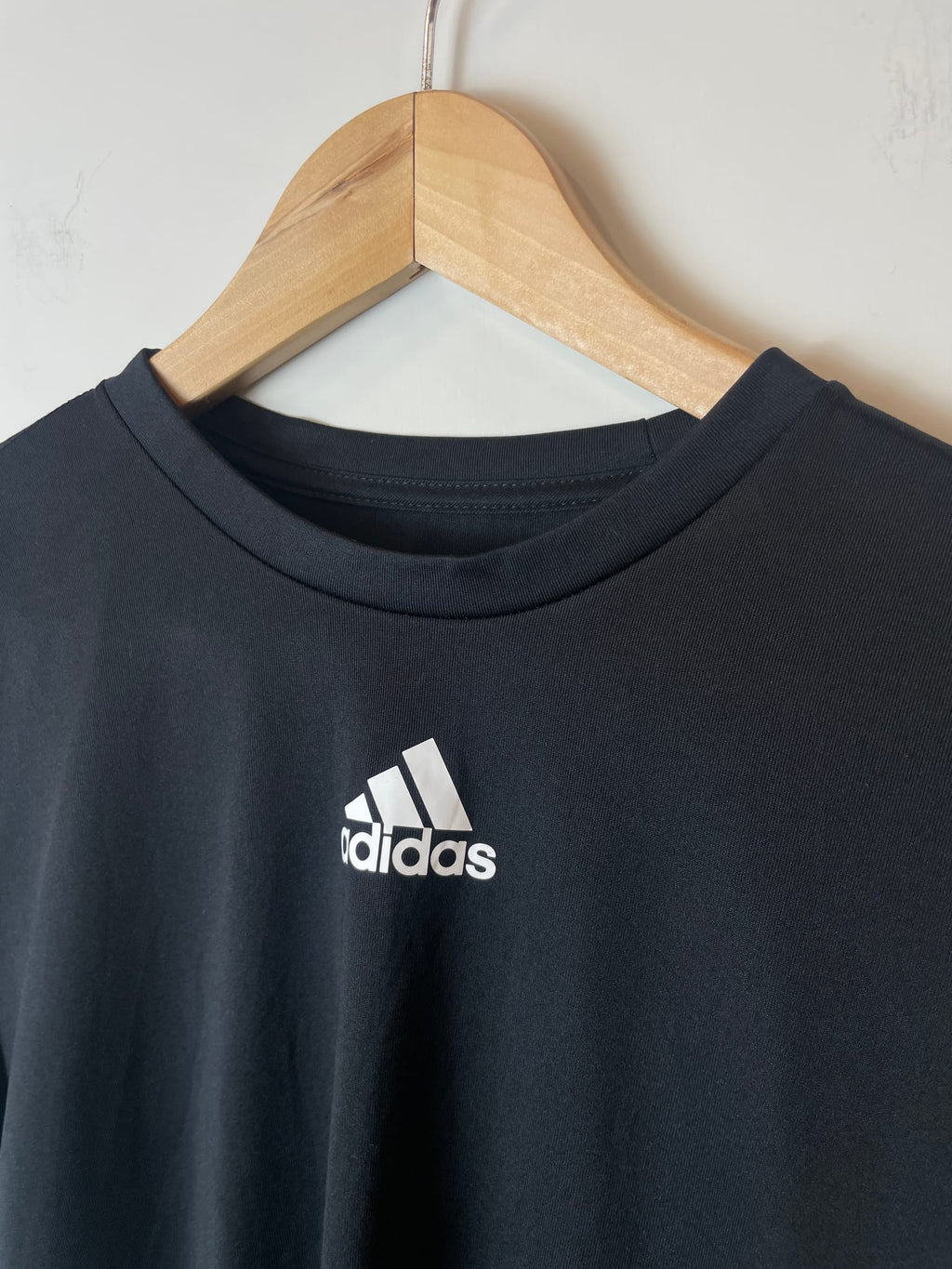 Adidas Techfit Center-Logo Training Tee