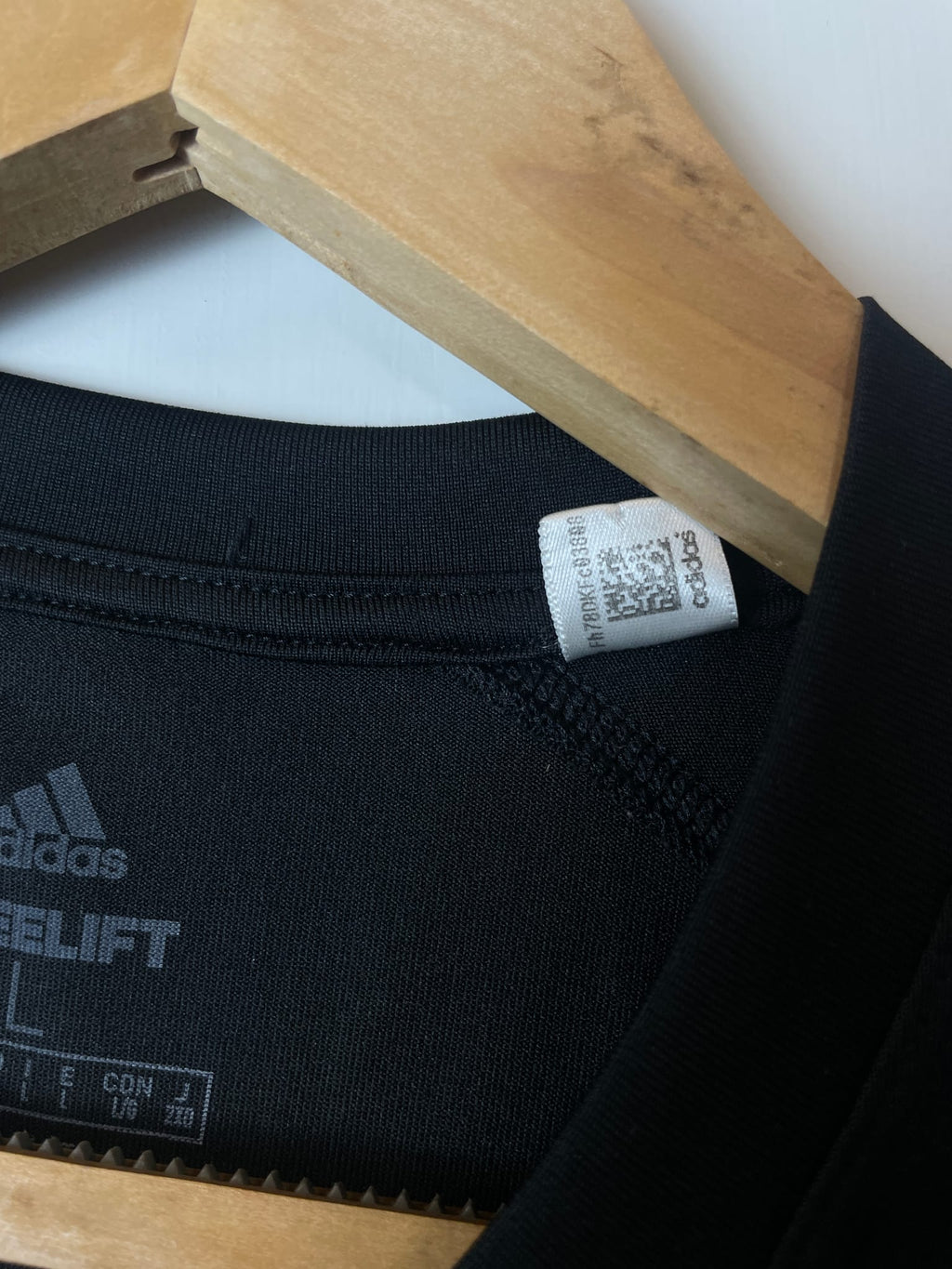 Adidas FreeLift Sport Graphic Tee